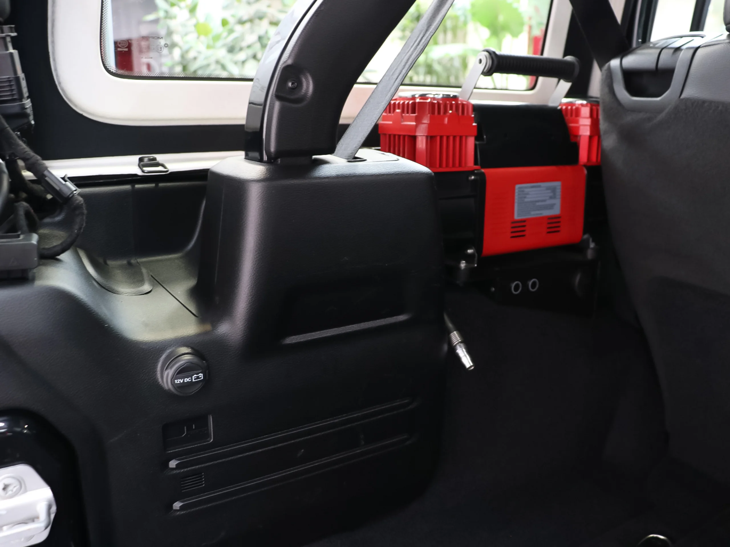 Jeep Wrangler 2.2 CRD Rubicon 8ATX 147 kW (200 CV) - Foto 39