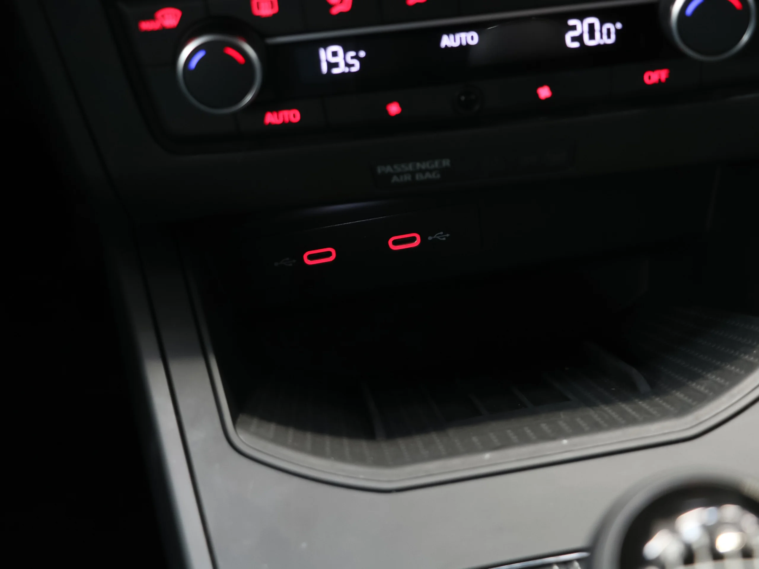 SEAT Arona 1.0 TSI S&S Style+ 85 kW (115 CV) - Foto 16