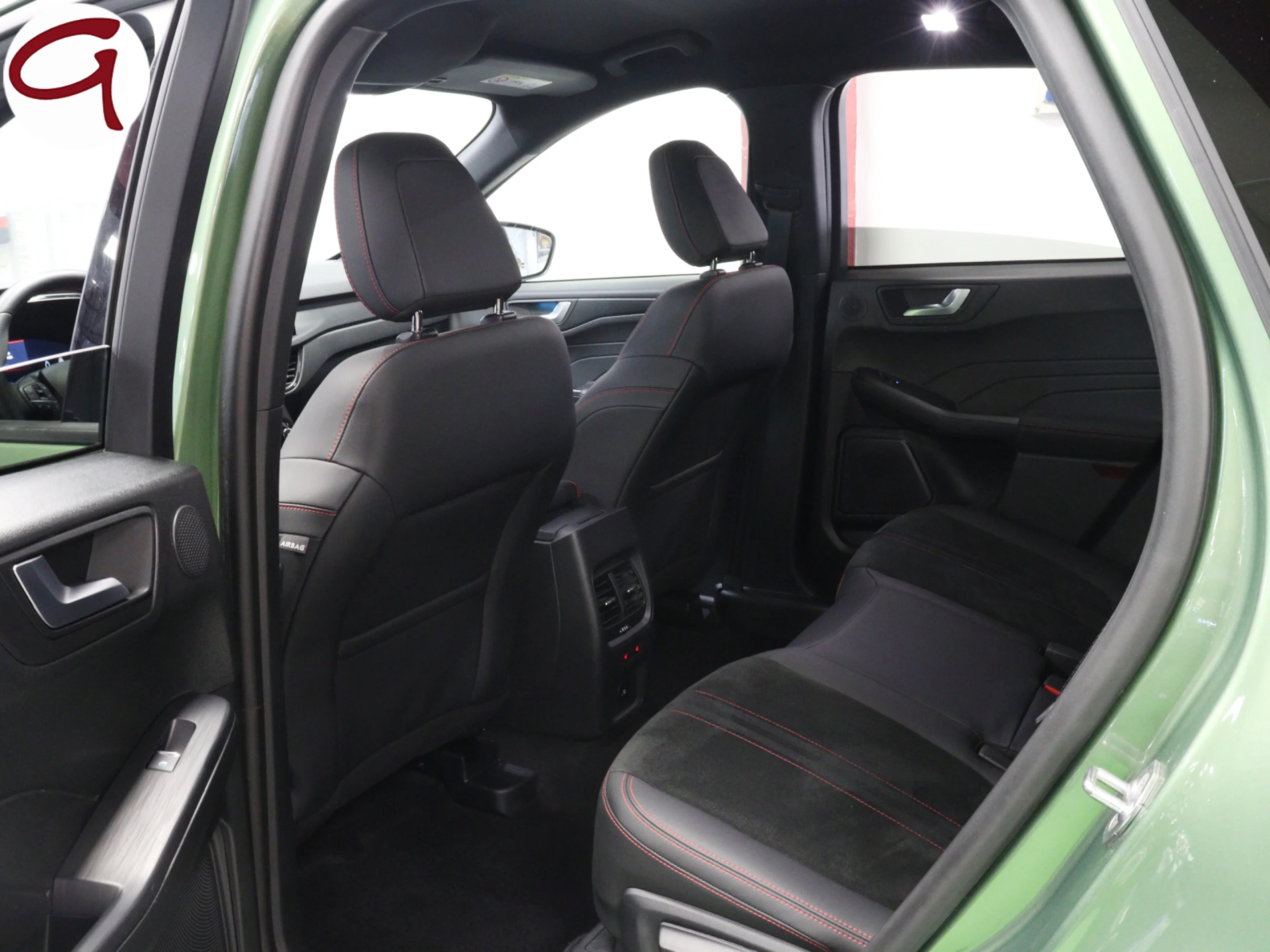 Ford Kuga 2.5 Duratec PHEV ST-Line X Auto 178 kW (243 CV) - Foto 7