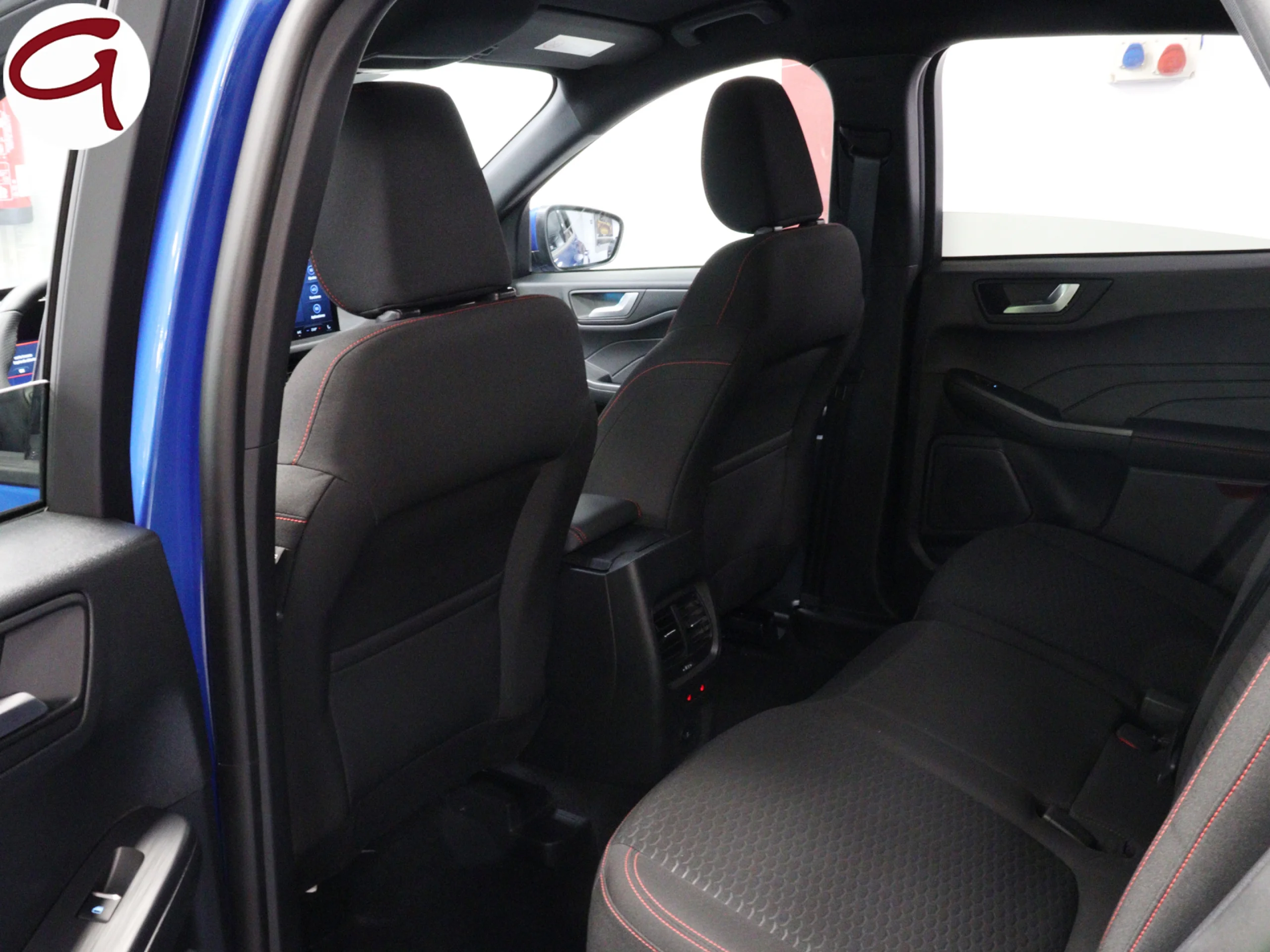 Ford Kuga 2.5 Duratec PHEV ST-Line Auto 178 kW (243 CV) - Foto 7
