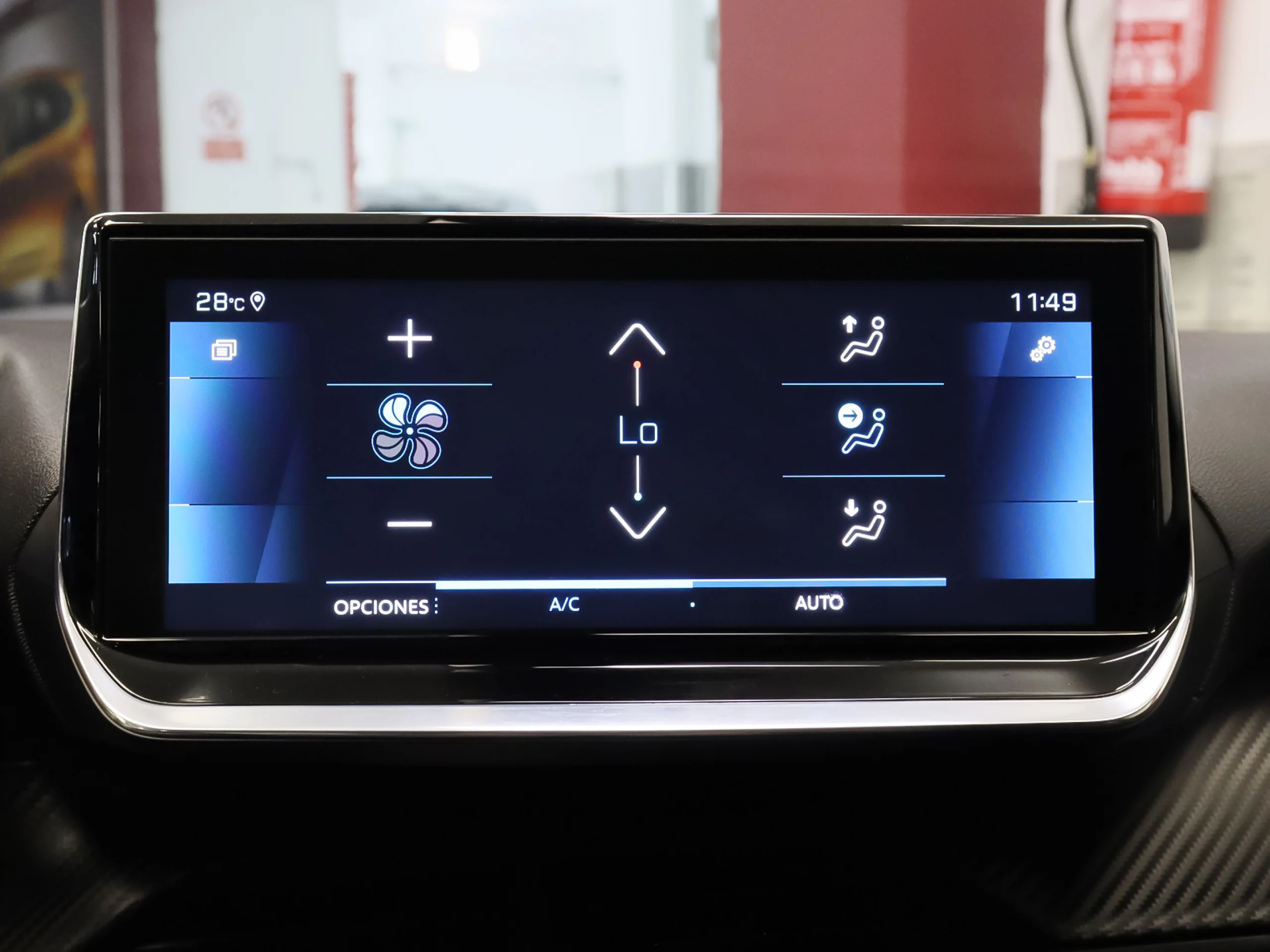 Peugeot 2008 PureTech 130 S&S Allure 96 kW (130 CV) - Foto 18