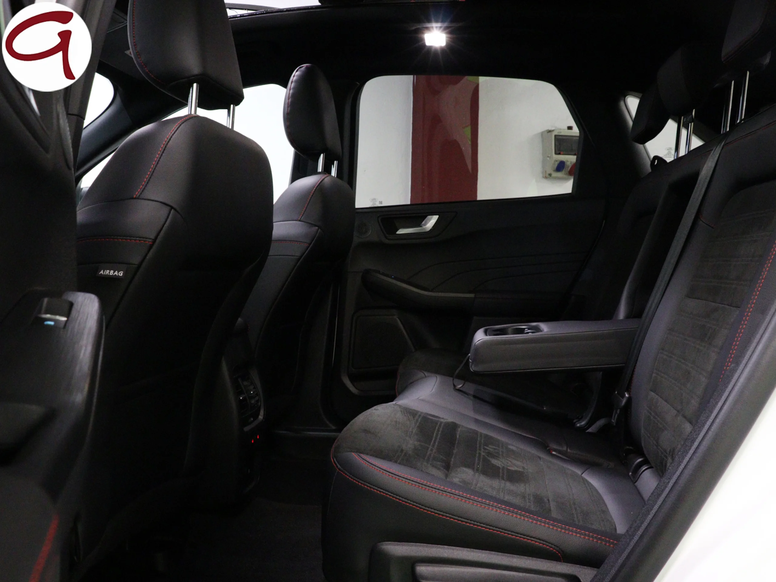 Ford Kuga 2.5 Duratec PHEV ST-Line X Auto 165 kW (225 CV) - Foto 8