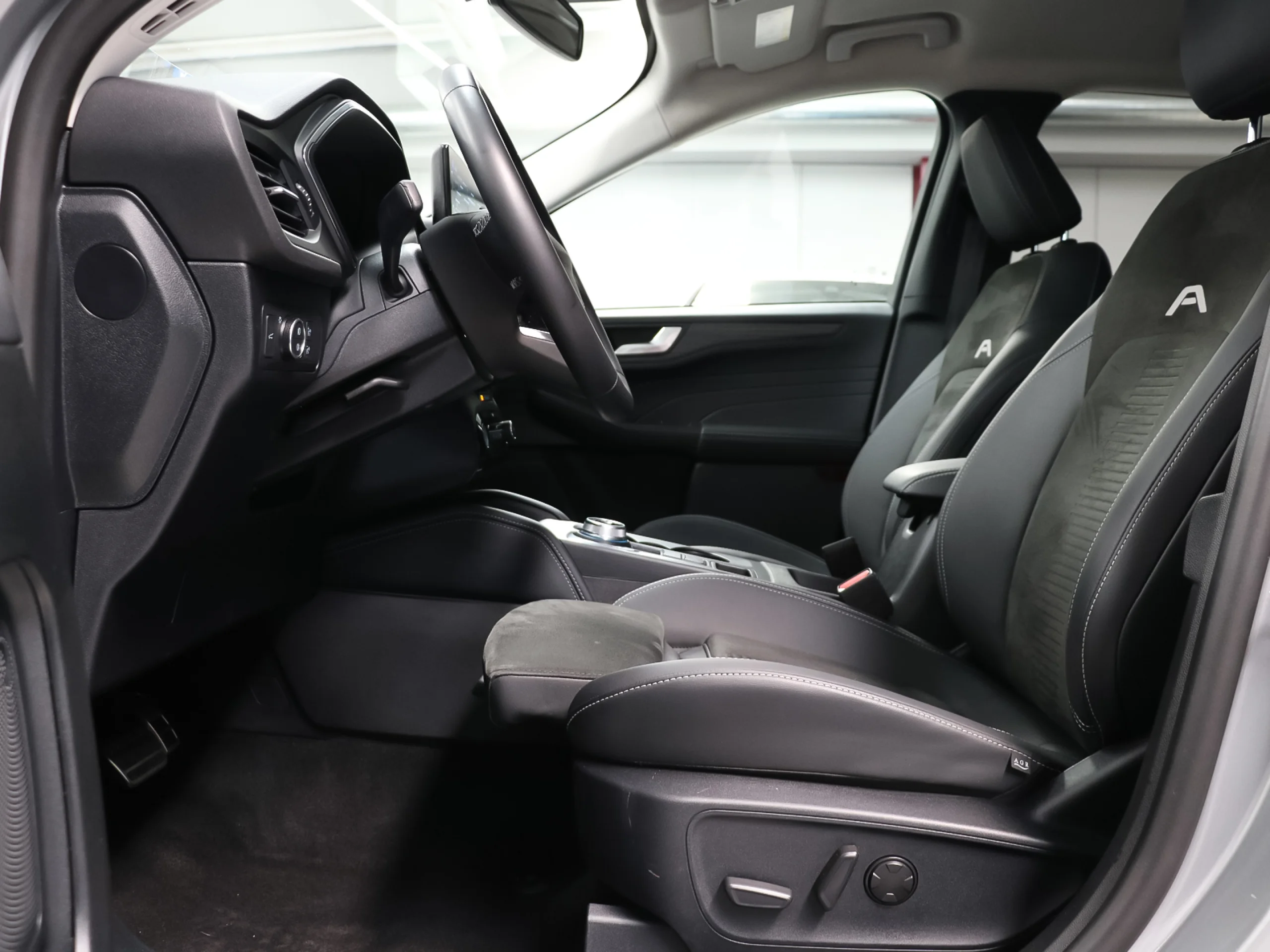 Ford Kuga 2.5 Duratec PHEV Active X 178 kW (243 CV) - Foto 3