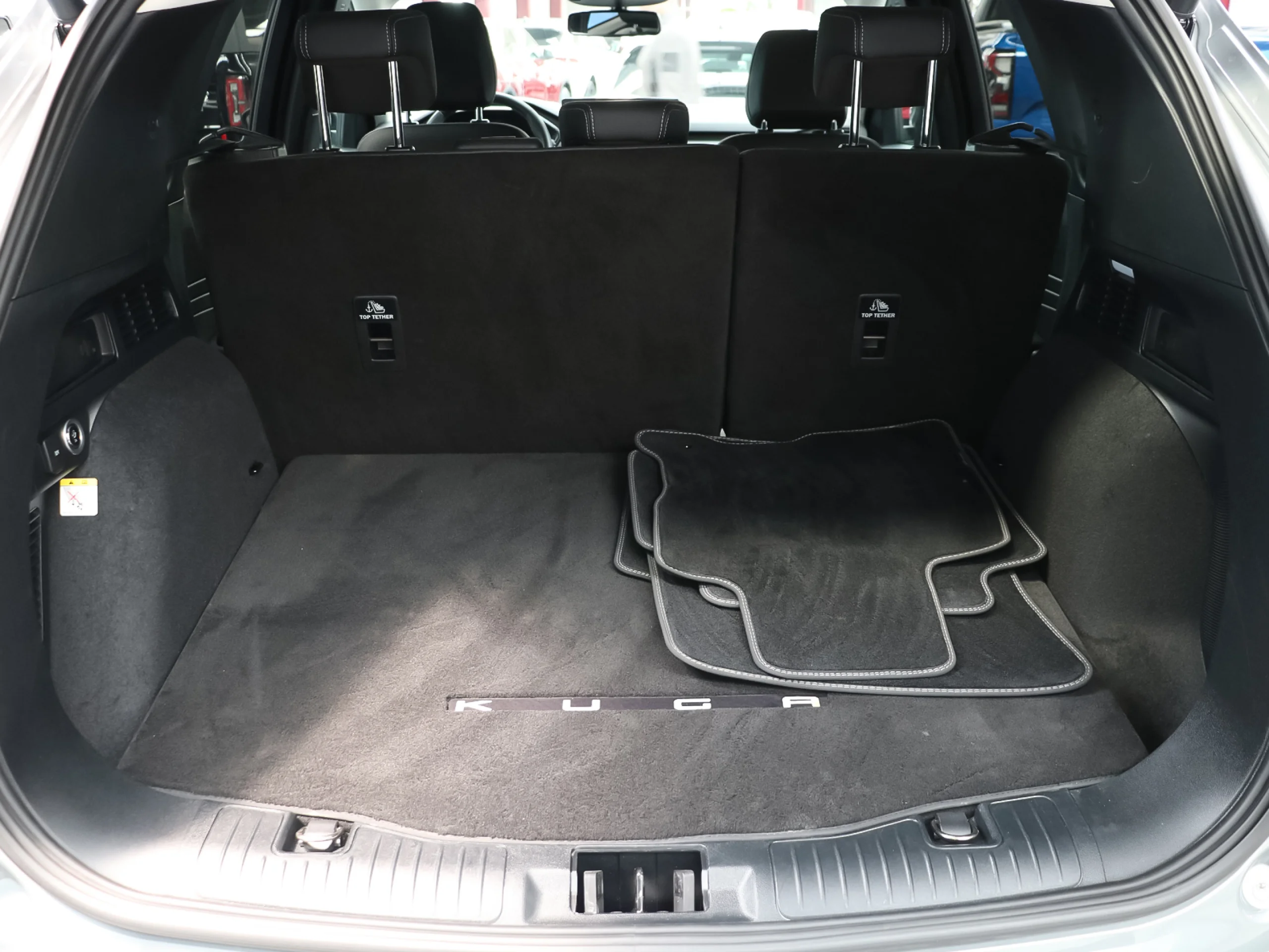 Ford Kuga 2.5 Duratec PHEV Active X 178 kW (243 CV) - Foto 23