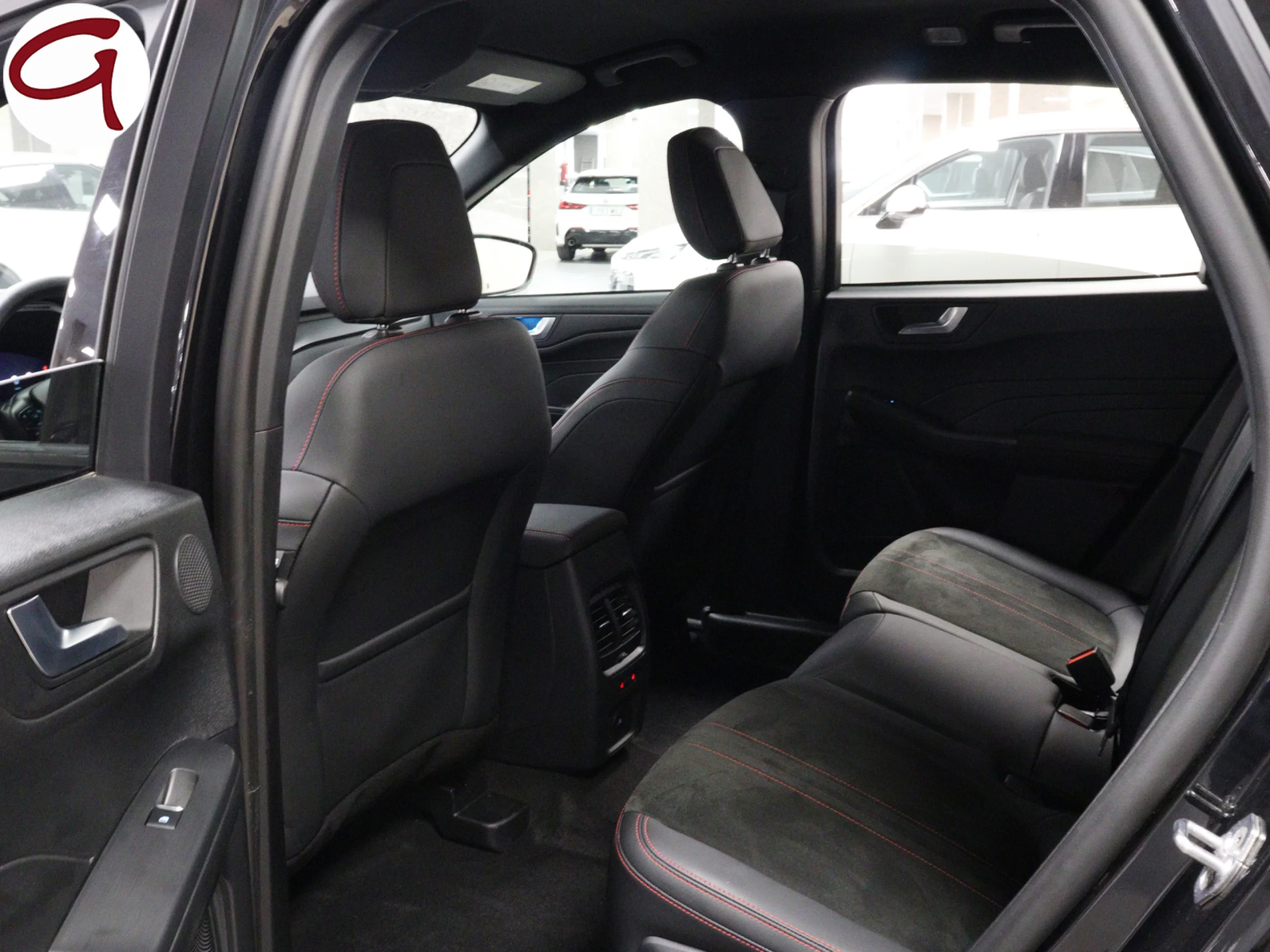Ford Kuga 2.5 Duratec PHEV ST-Line X Auto 178 kW (243 CV) - Foto 5