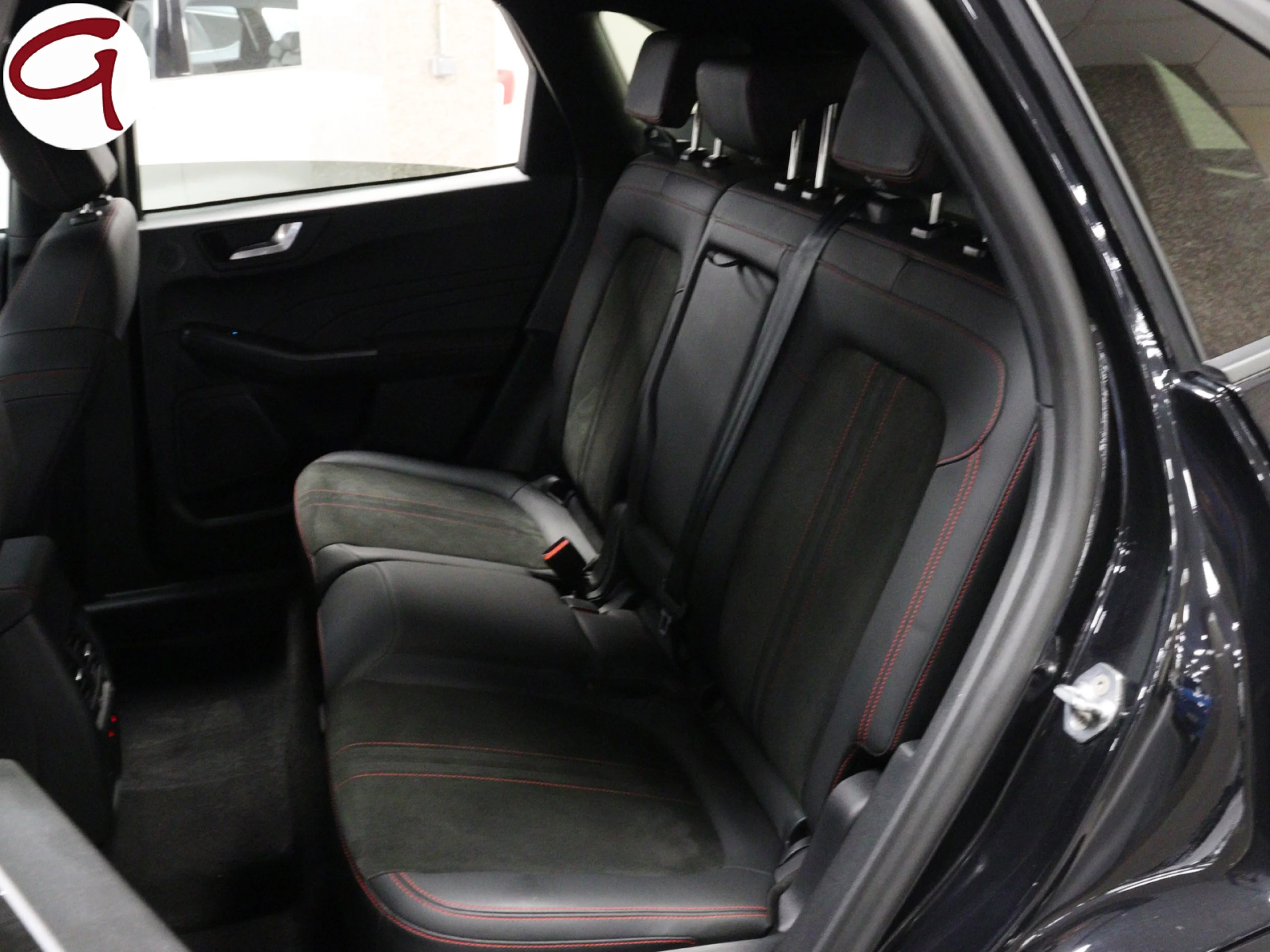 Ford Kuga 2.5 Duratec PHEV ST-Line X Auto 178 kW (243 CV) - Foto 6