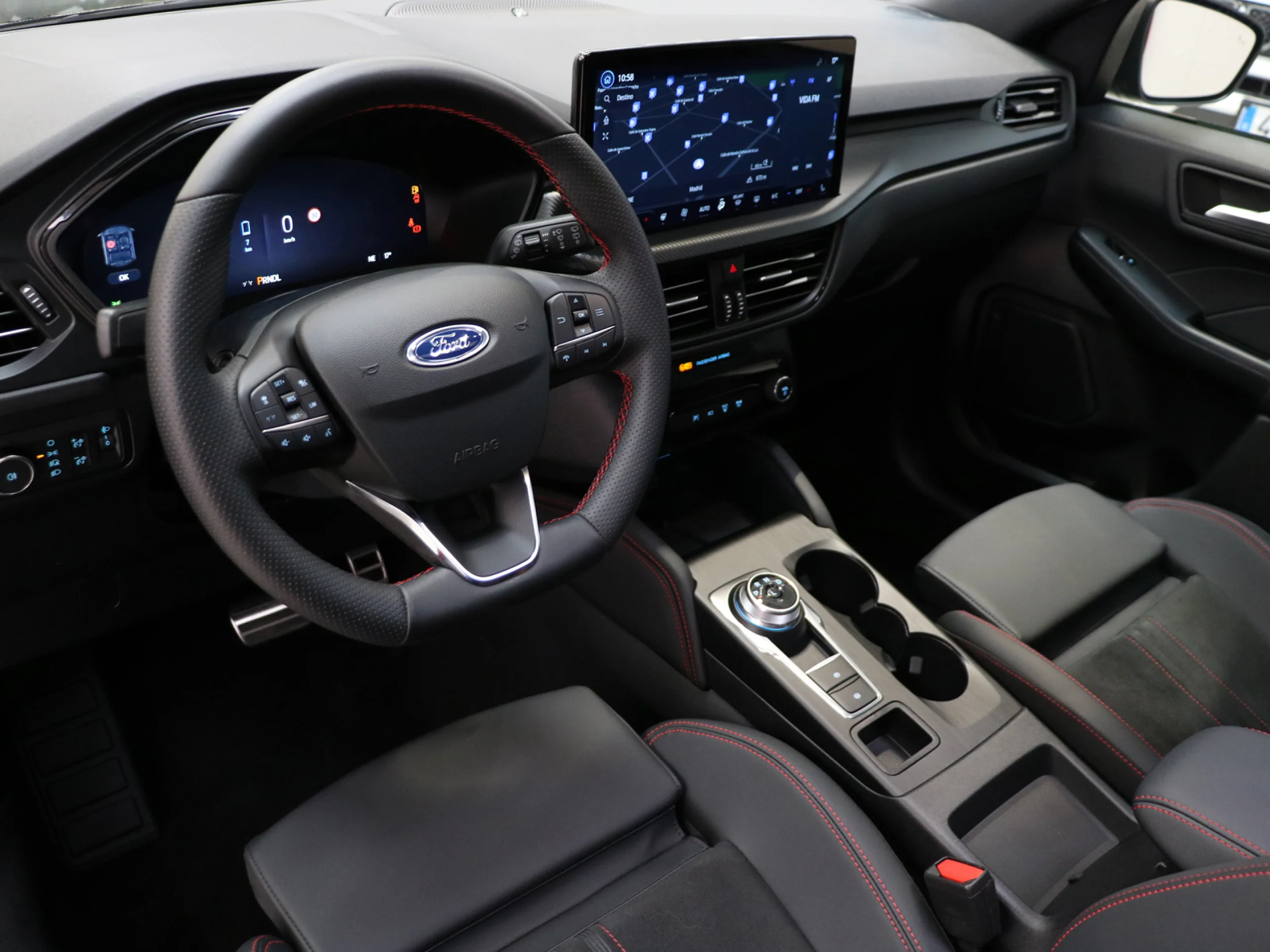 Ford Kuga 2.5 Duratec PHEV ST-Line X Auto 178 kW (243 CV) - Foto 4