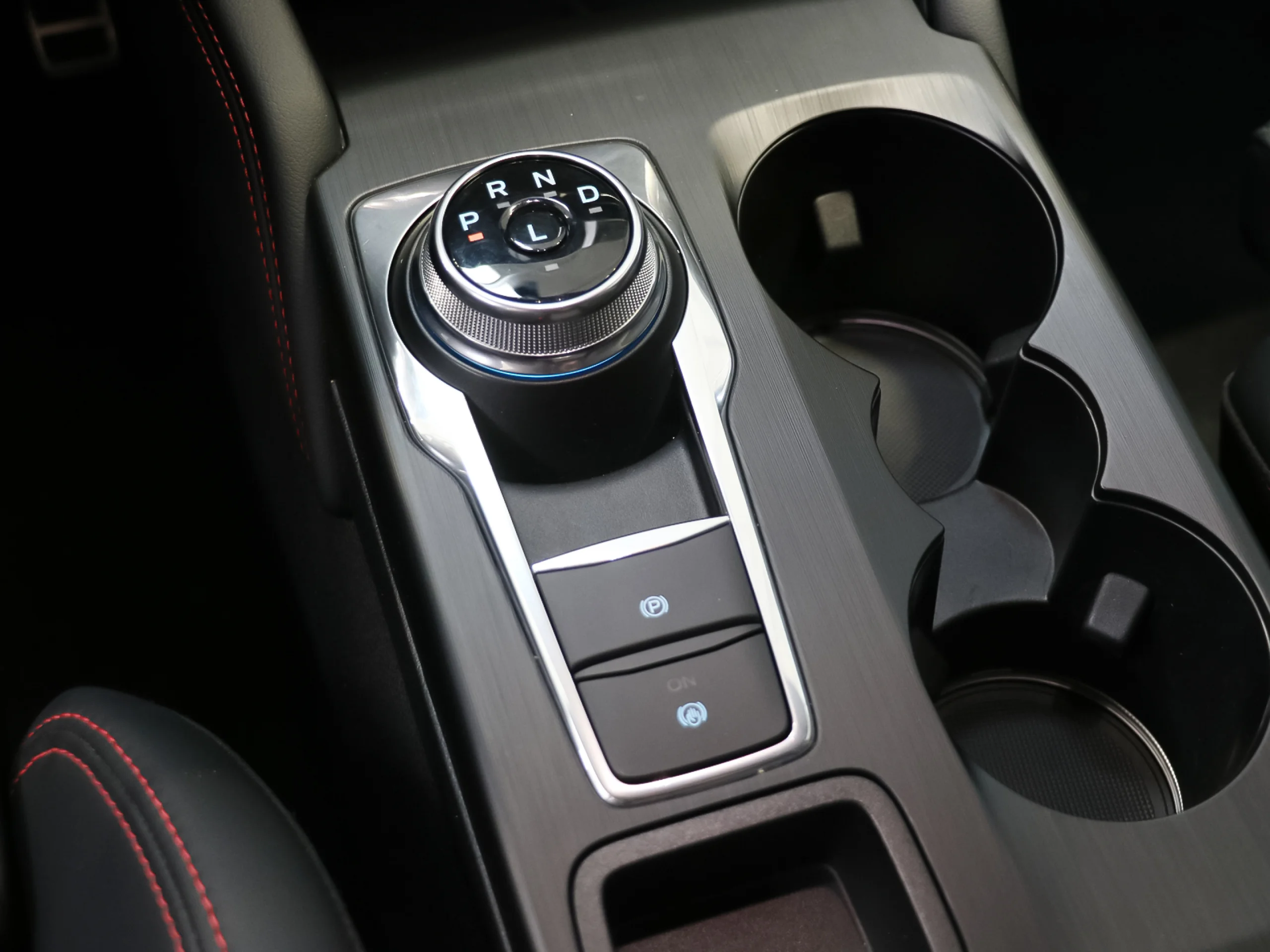 Ford Kuga 2.5 Duratec PHEV Active Auto 178 kW (243 CV) - Foto 11