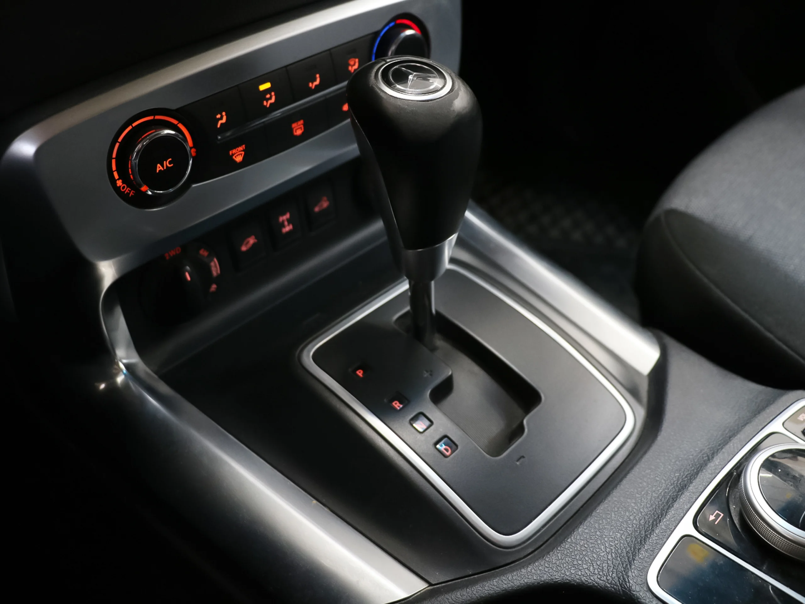 Mercedes-Benz Clase X X 250 d Pure 4Matic 140 kW (190 CV) - Foto 13