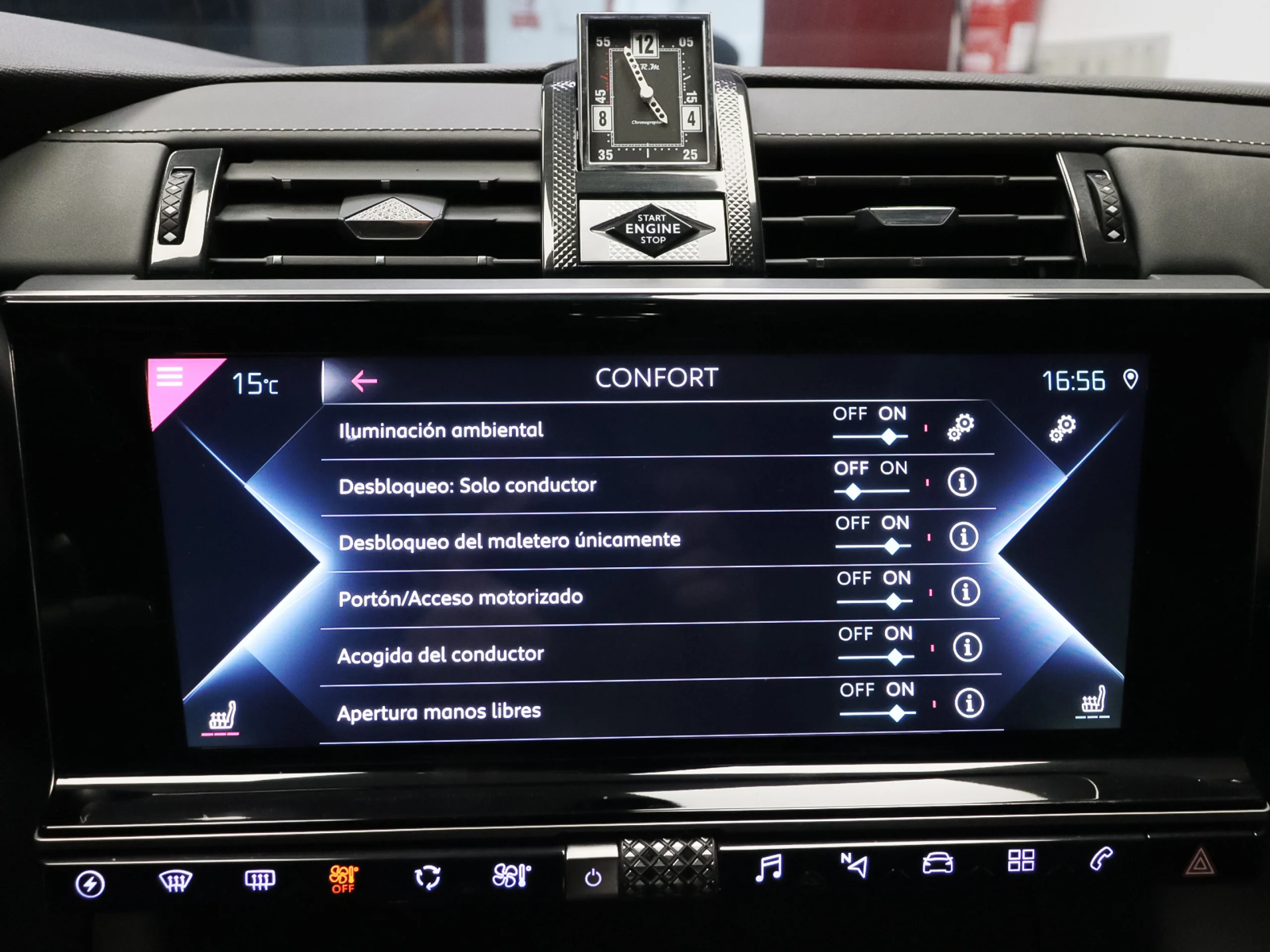 DS DS7 Crossback E-Tense 300 Louvre 4WD Auto 221 kW (300 CV) - Foto 23