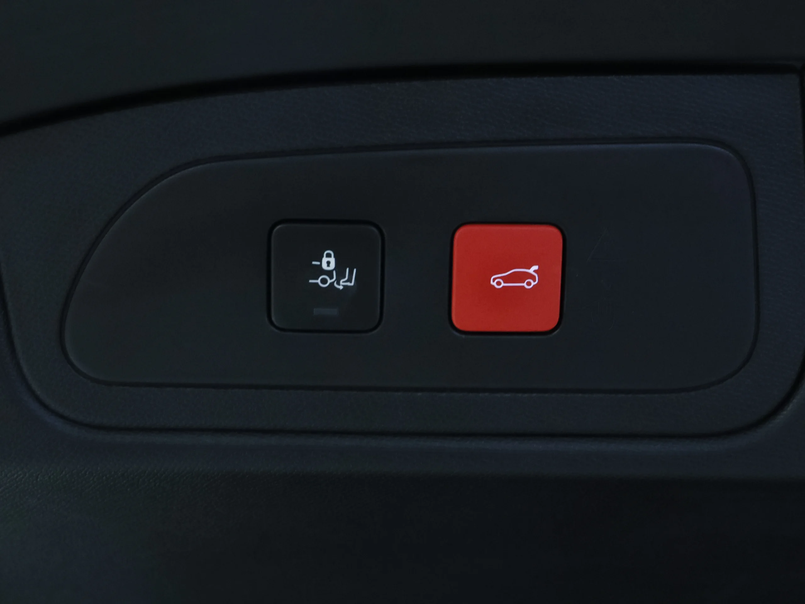 DS DS7 Crossback E-Tense 300 Louvre 4WD Auto 221 kW (300 CV) - Foto 36