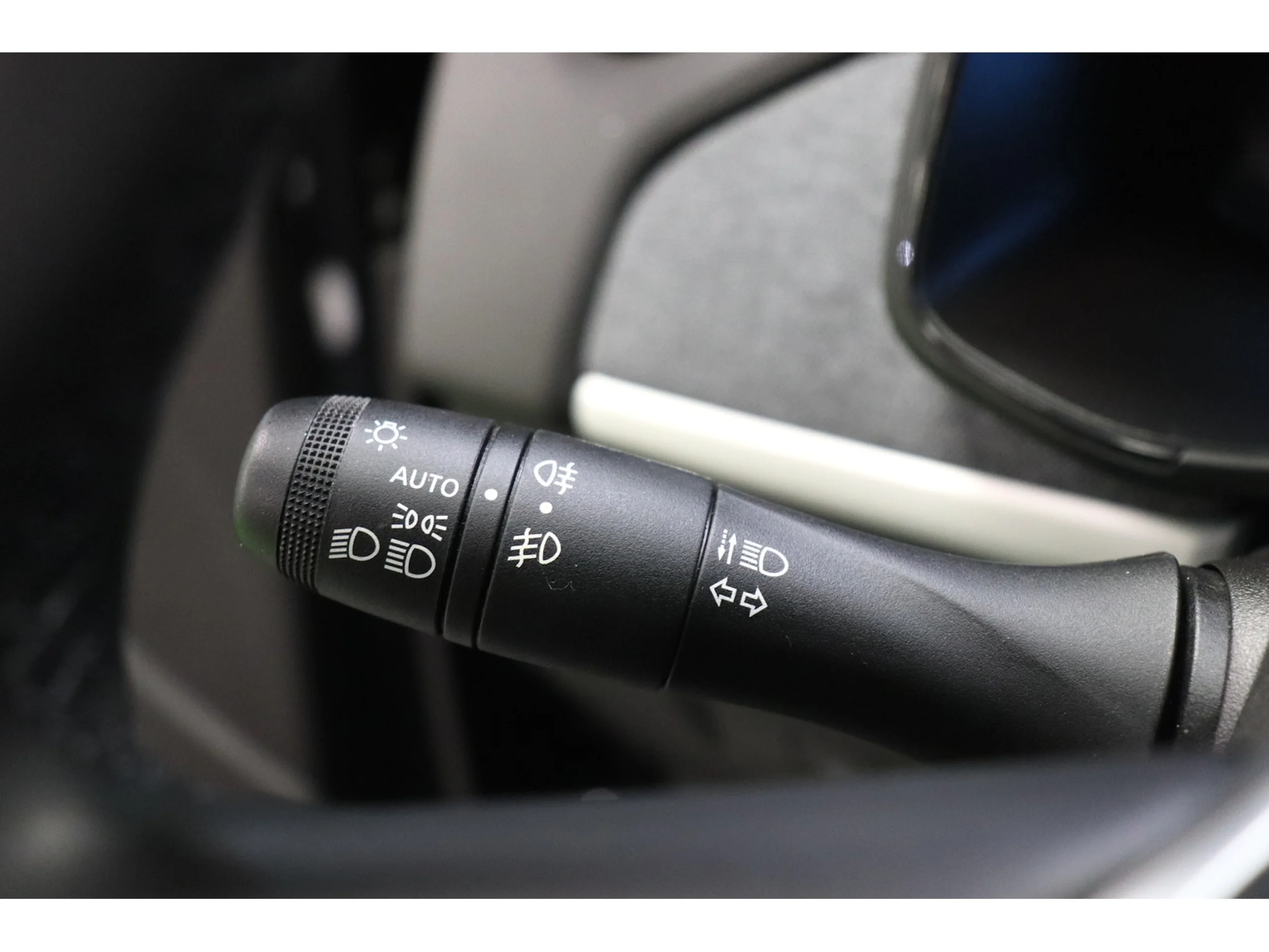 Renault ZOE Evolution R110 batería 50kWh 79 kW (108 CV) - Foto 9