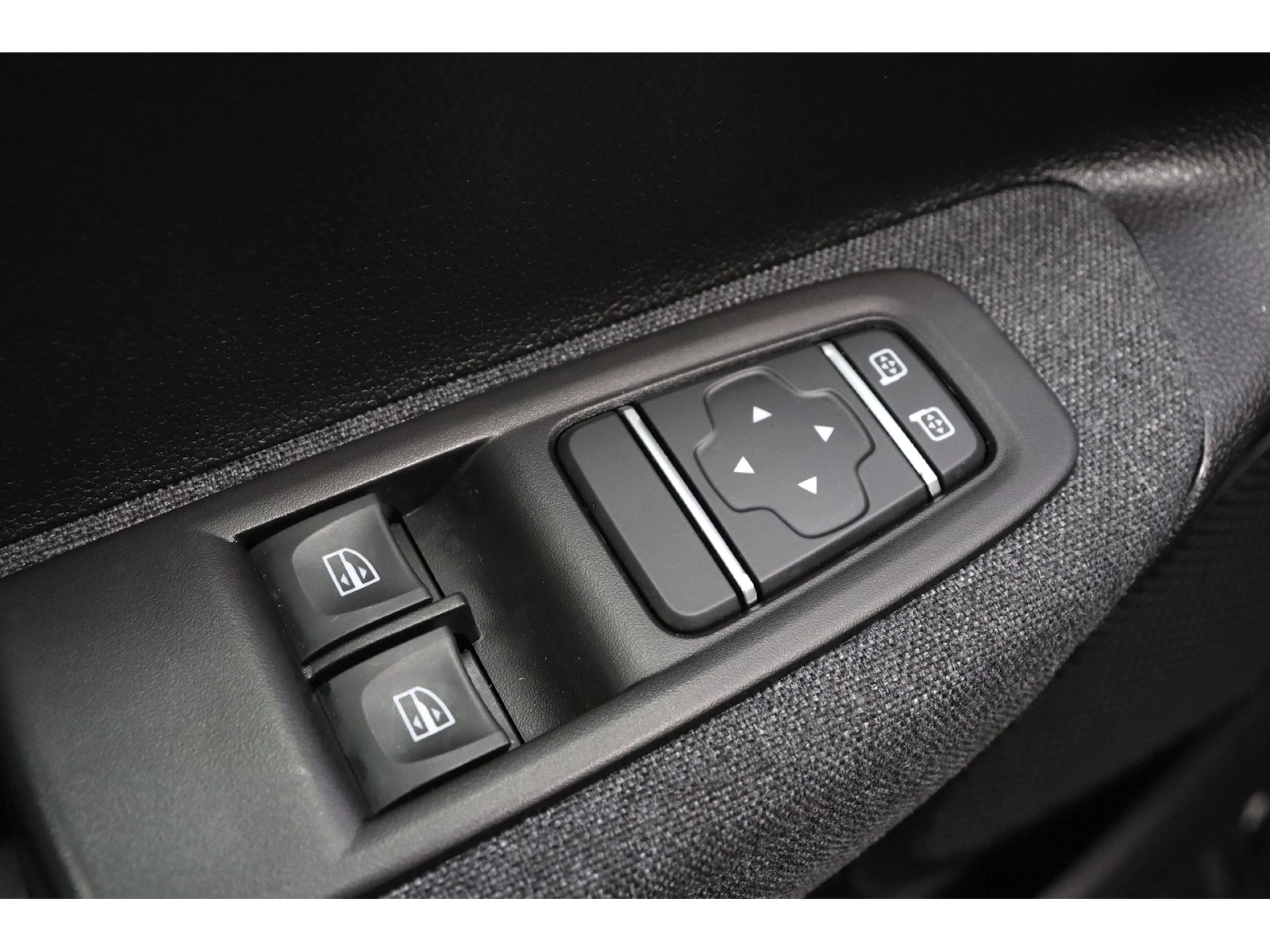 Renault ZOE Evolution R110 batería 50kWh 79 kW (108 CV) - Foto 20