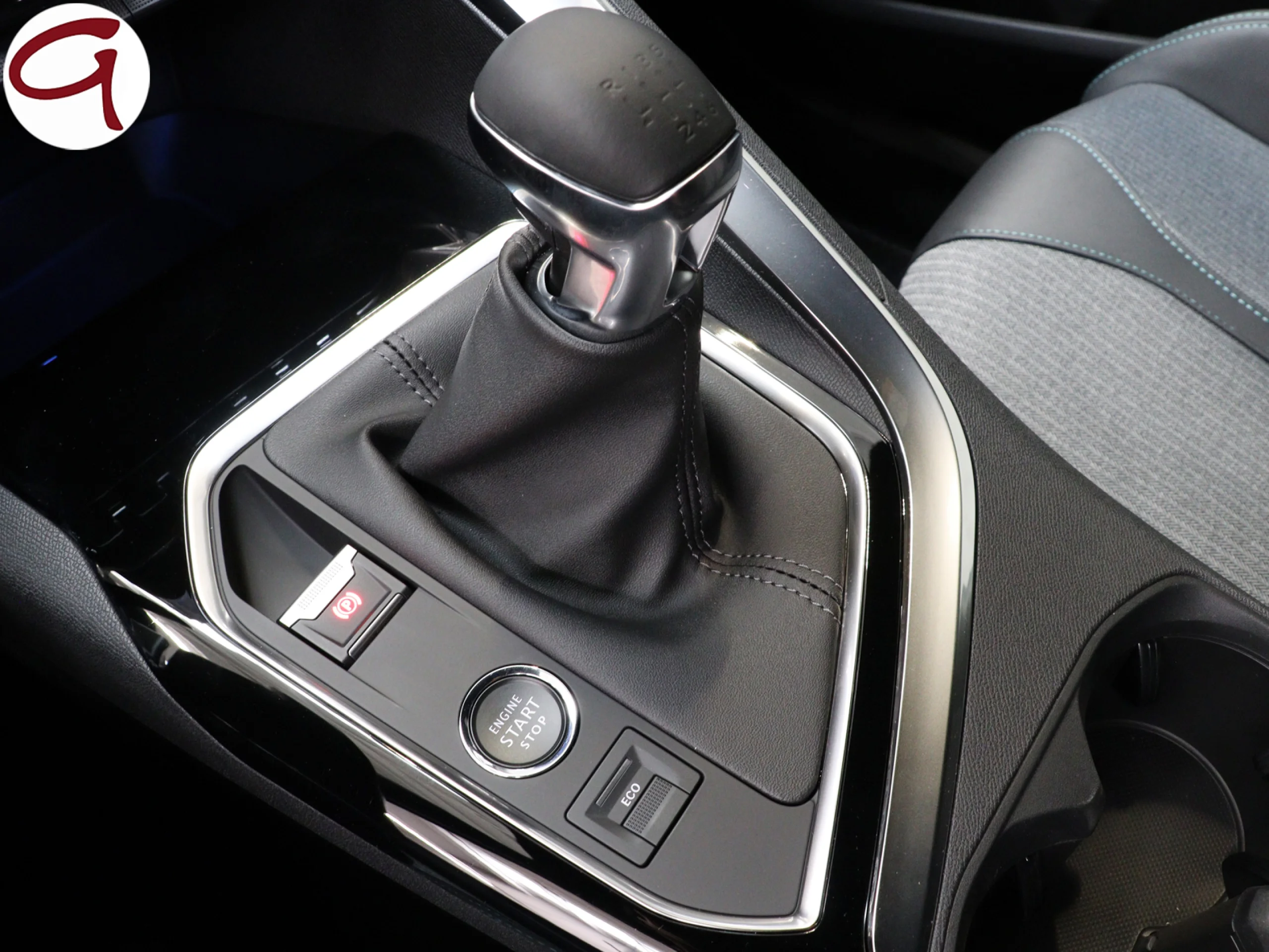 Peugeot 3008 PureTech 130 S&S Allure Pack 96 kW (130 CV) - Foto 17