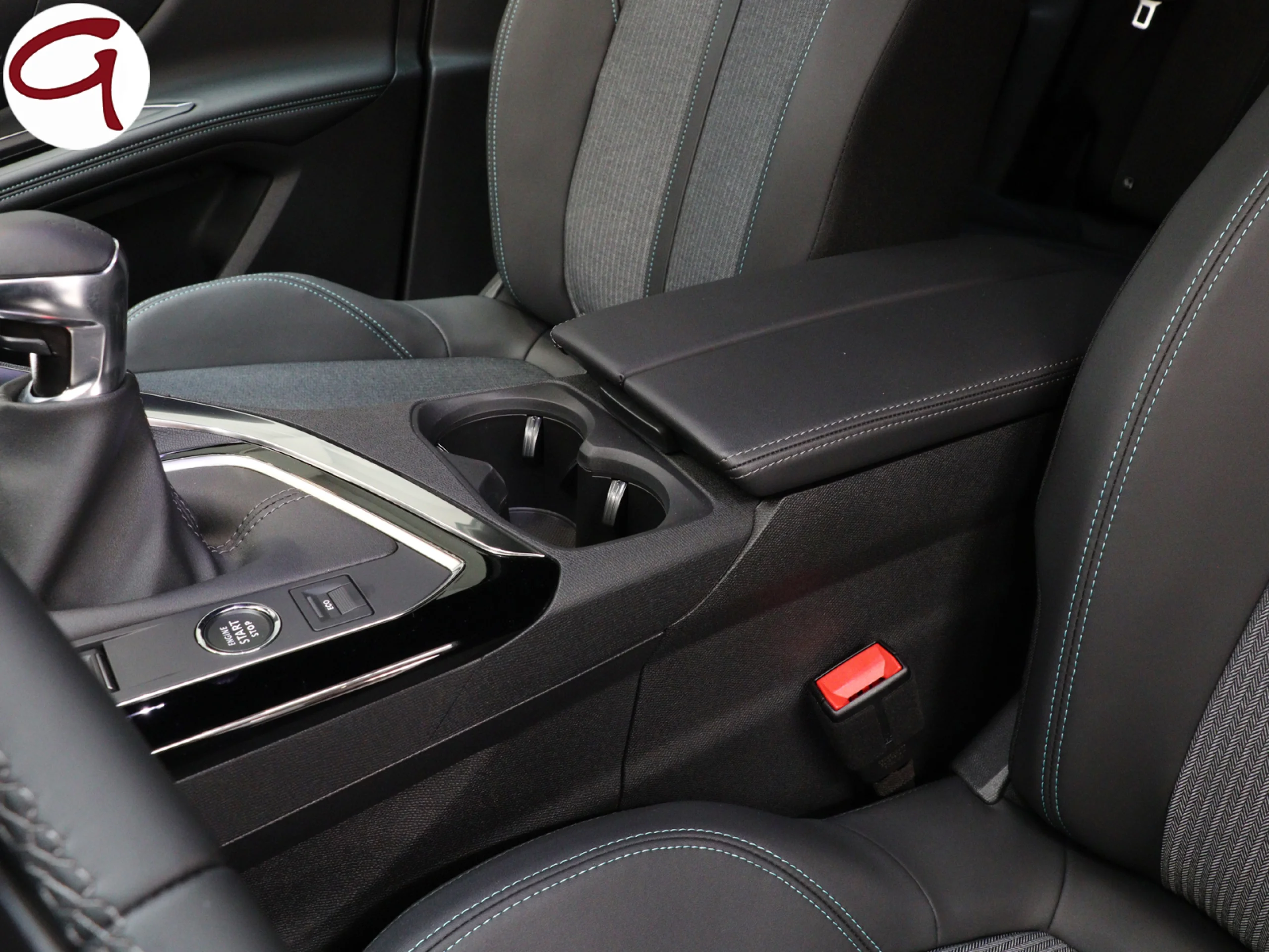 Peugeot 3008 PureTech 130 S&S Allure Pack 96 kW (130 CV) - Foto 18