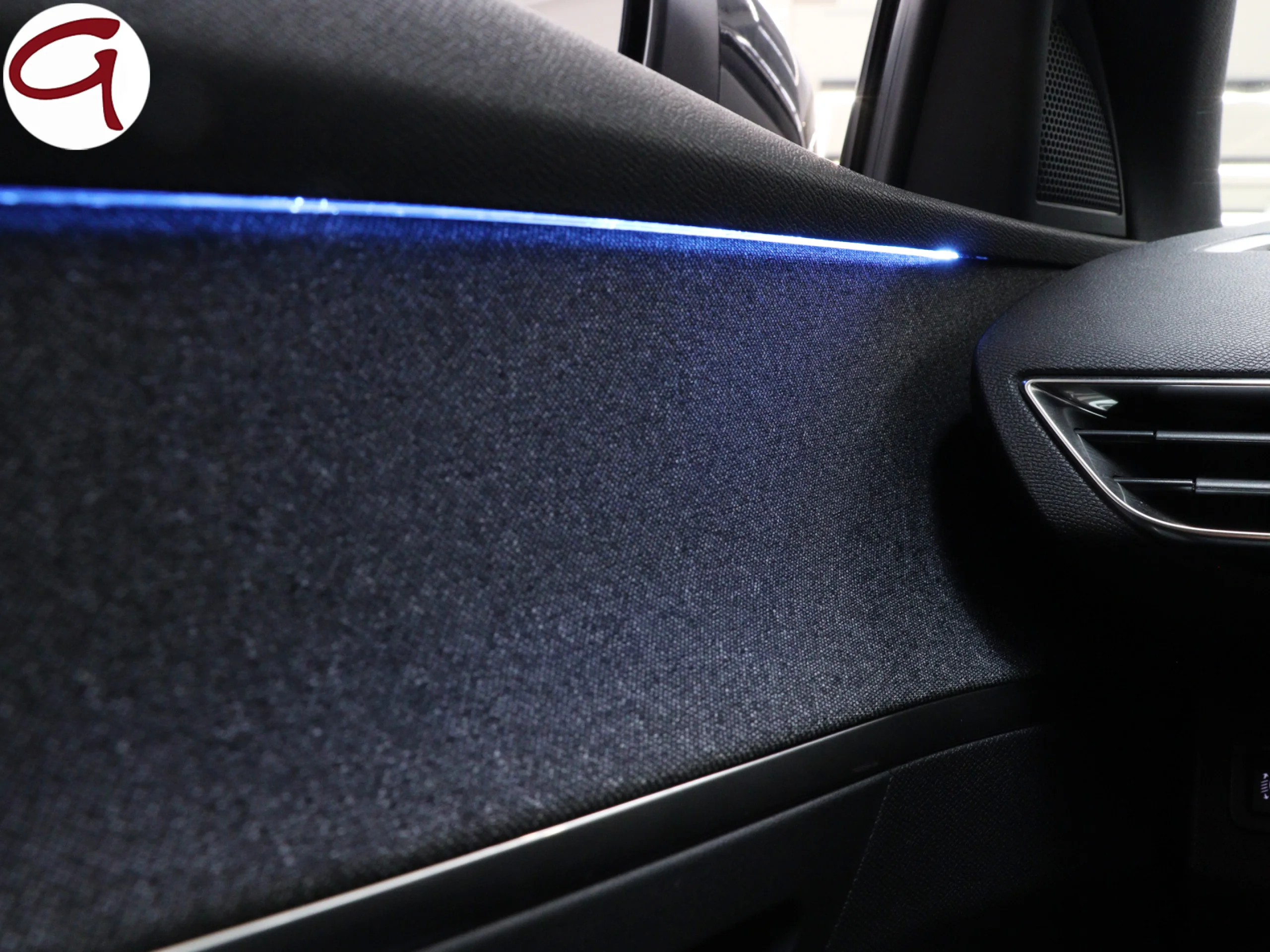 Peugeot 3008 PureTech 130 S&S Allure Pack 96 kW (130 CV) - Foto 26