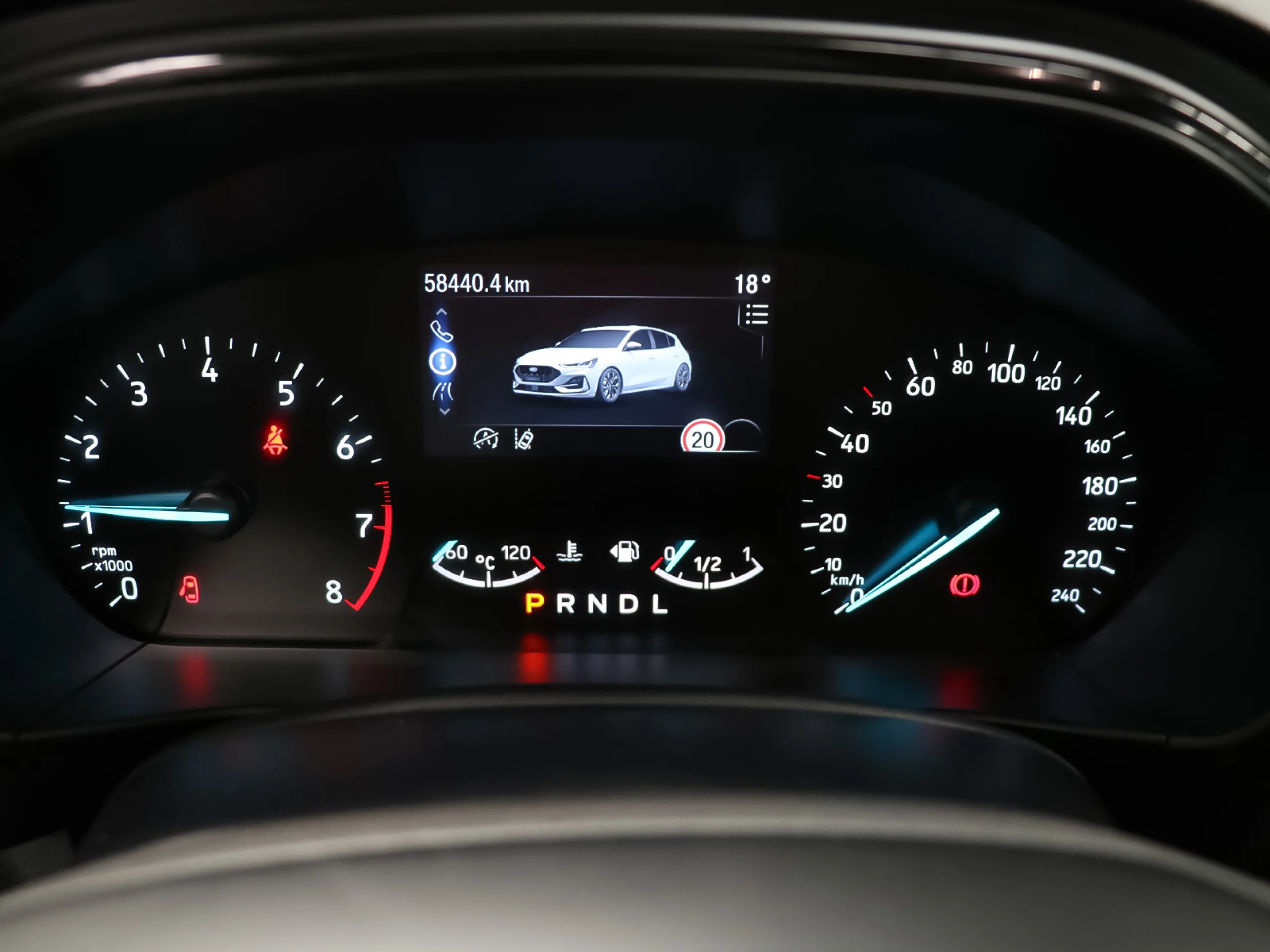Ford Focus 1.0 Ecoboost MHEV ST-Line Auto 114 kW (155 CV) - Foto 33