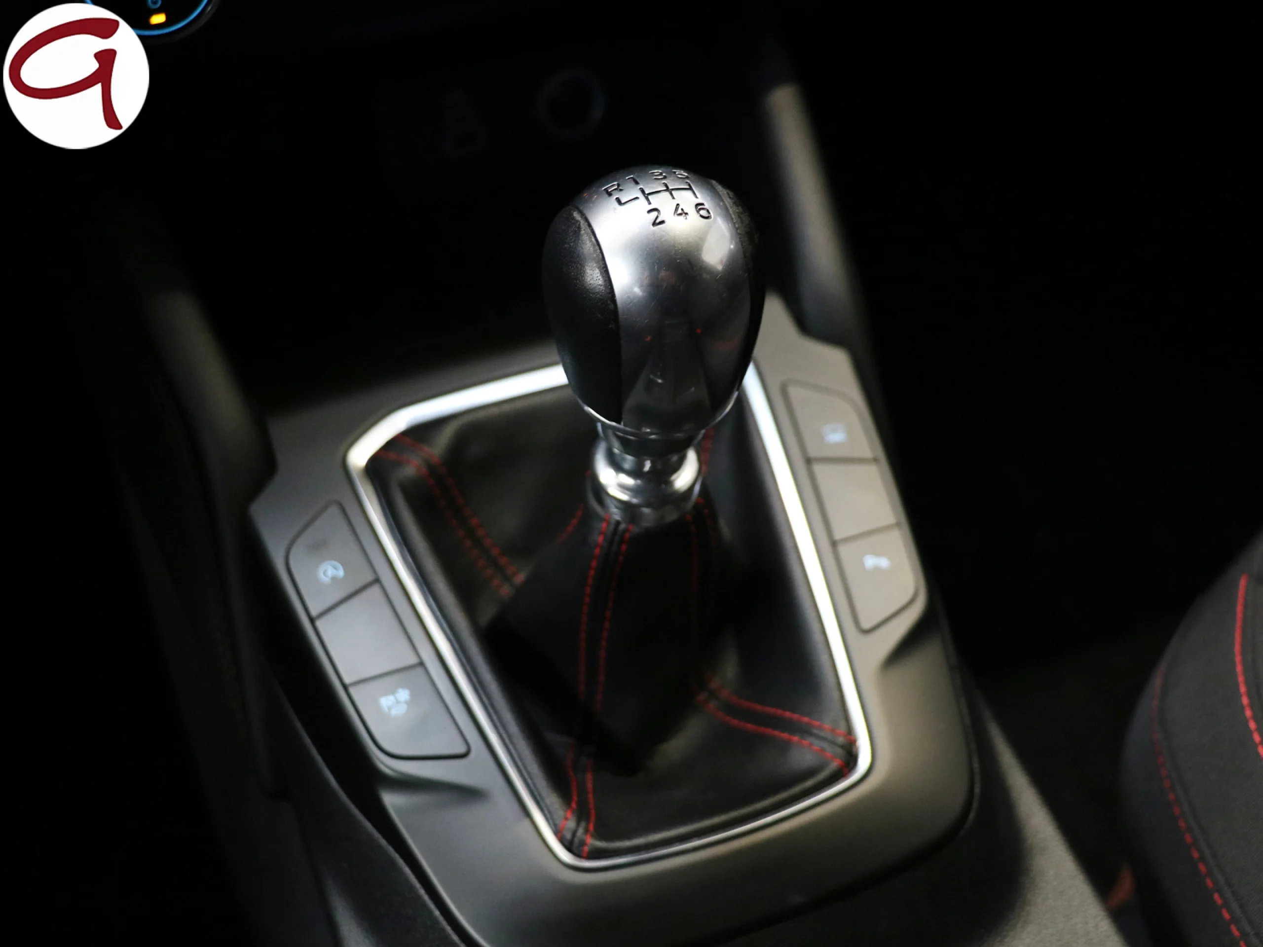 Ford Kuga 1.5 EcoBoost S&S ST-Line 4x2 110 kW (150 CV) - Foto 11