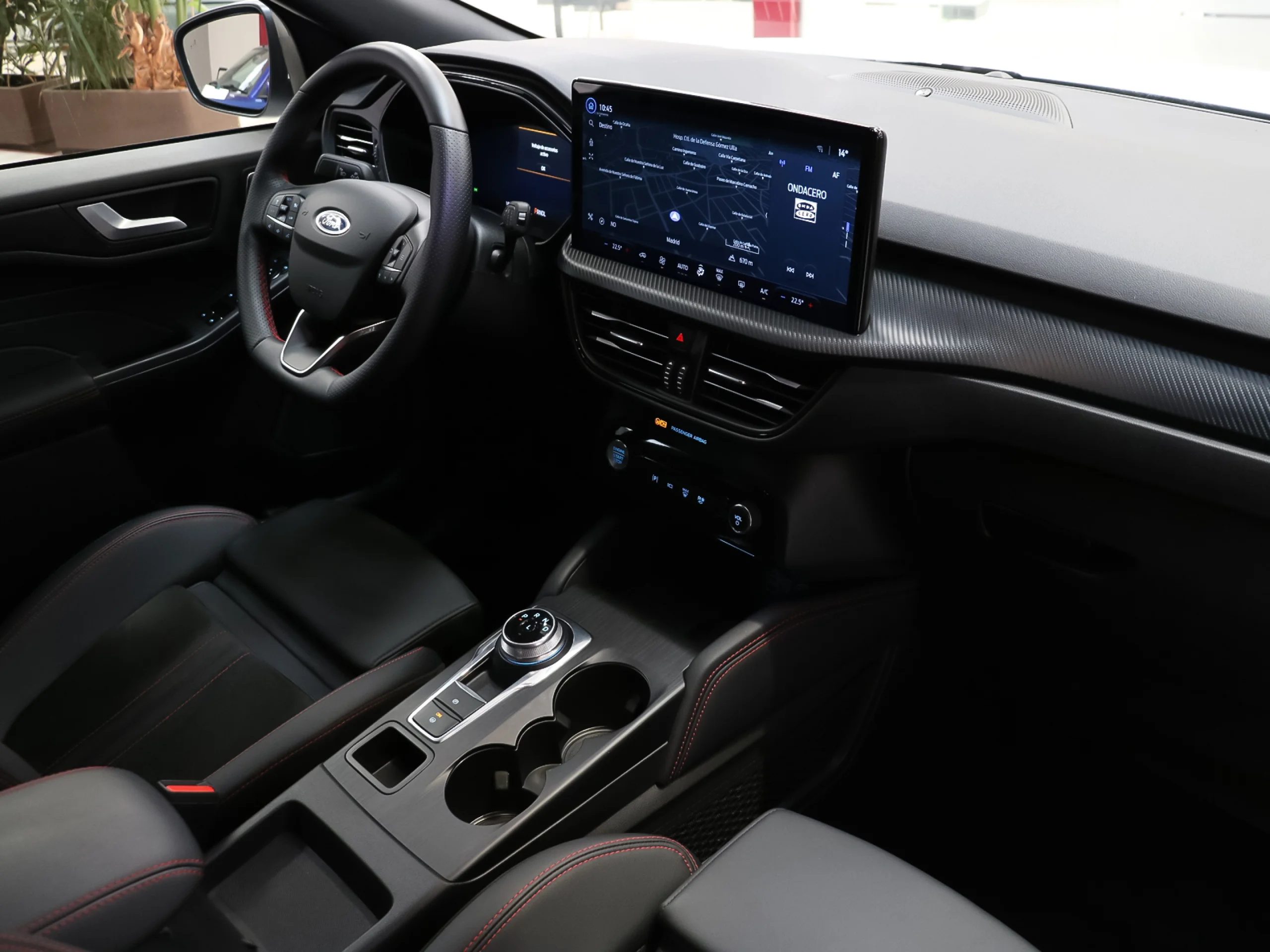 Ford Kuga 2.5 Duratec PHEV ST-Line X Auto 178 kW (243 CV) - Foto 3