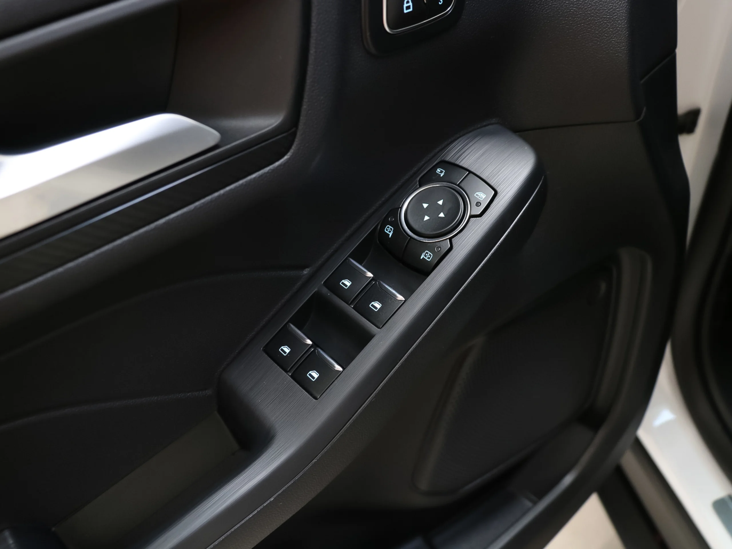 Ford Kuga 2.5 Duratec PHEV ST-Line X Auto 178 kW (243 CV) - Foto 16