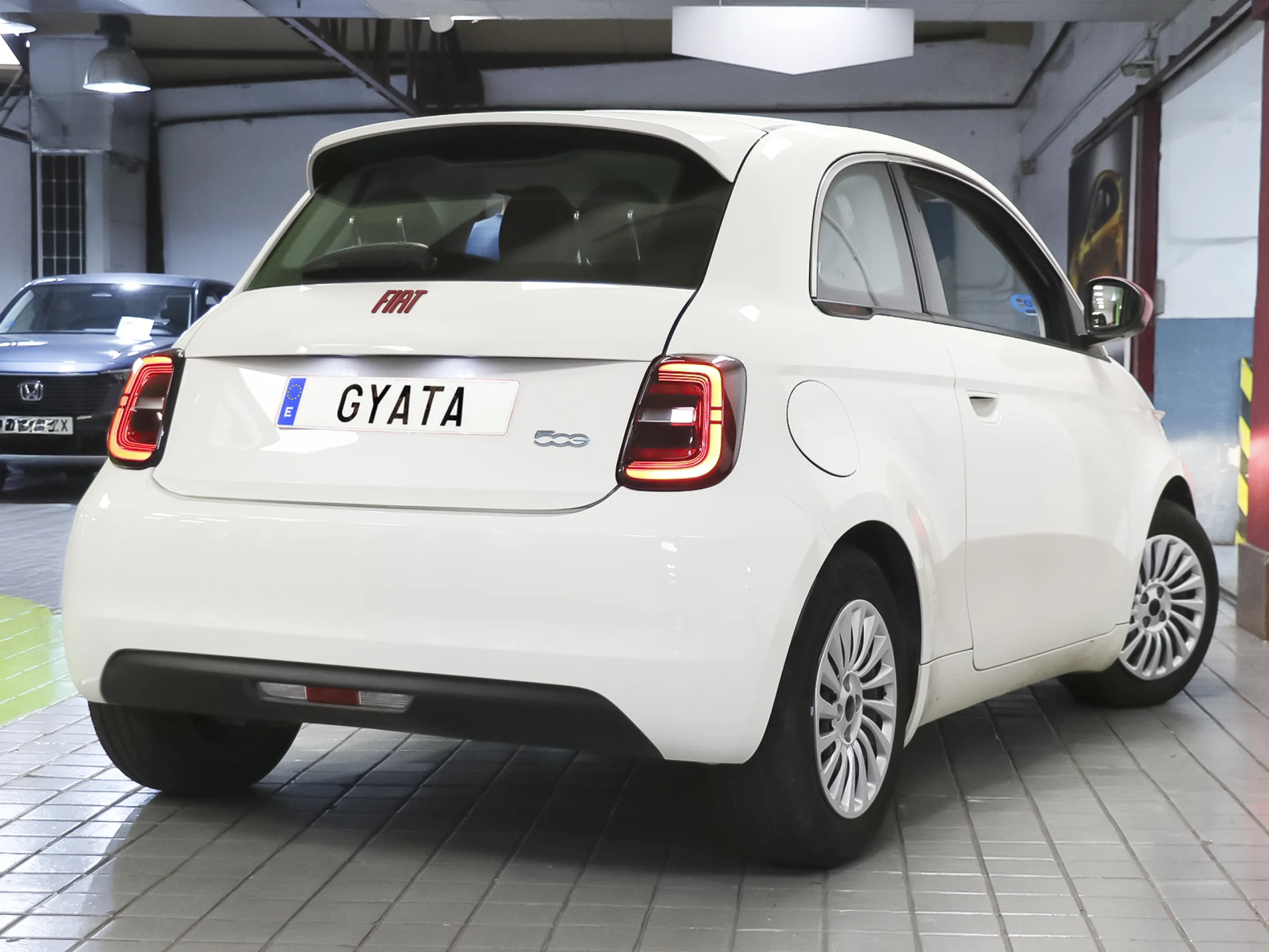 Fiat 500 Electrico Red Hb 320km 85 kW (118 CV) - Foto 3