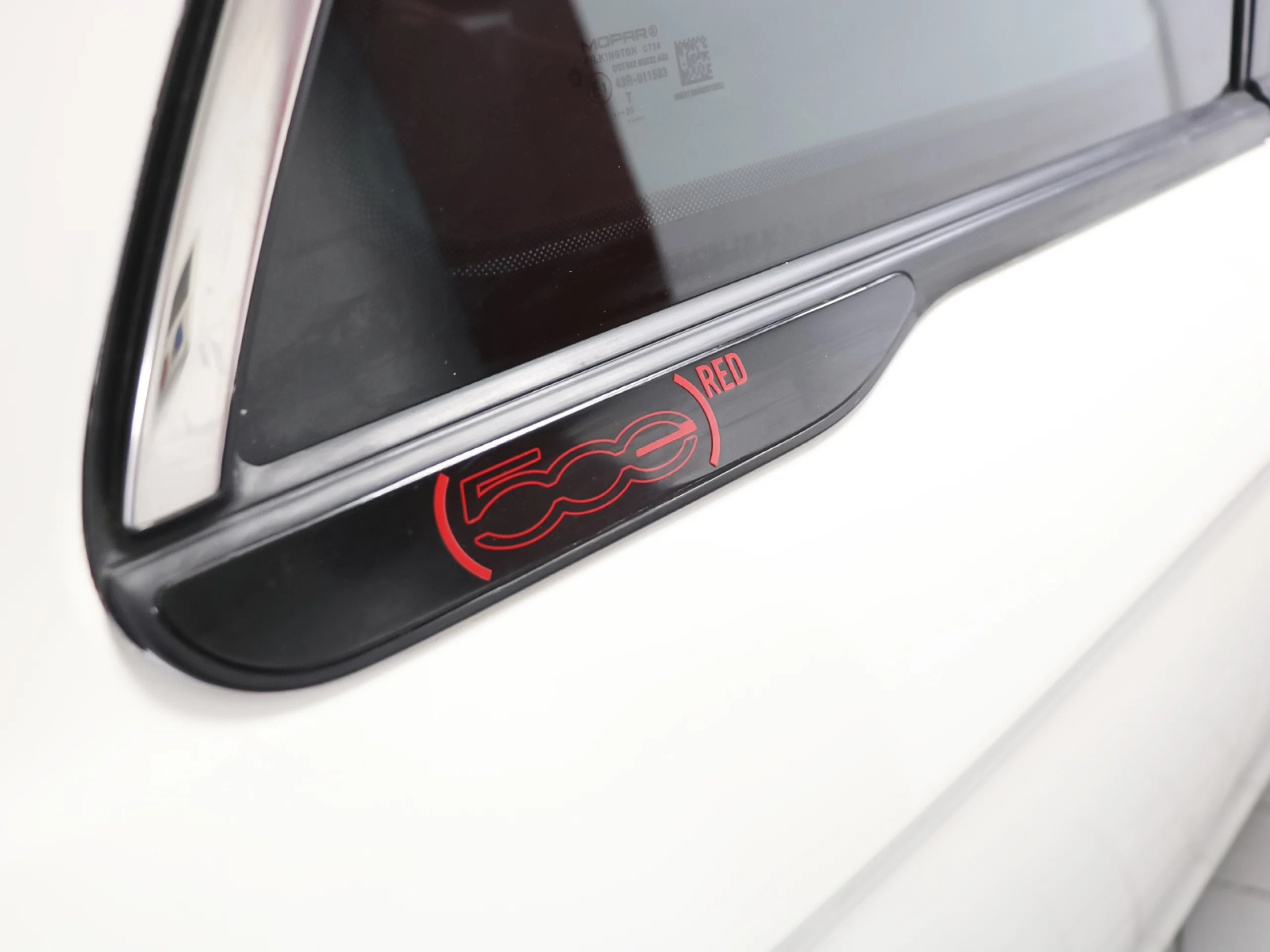 Fiat 500 Electrico Red Hb 320km 85 kW (118 CV) - Foto 32