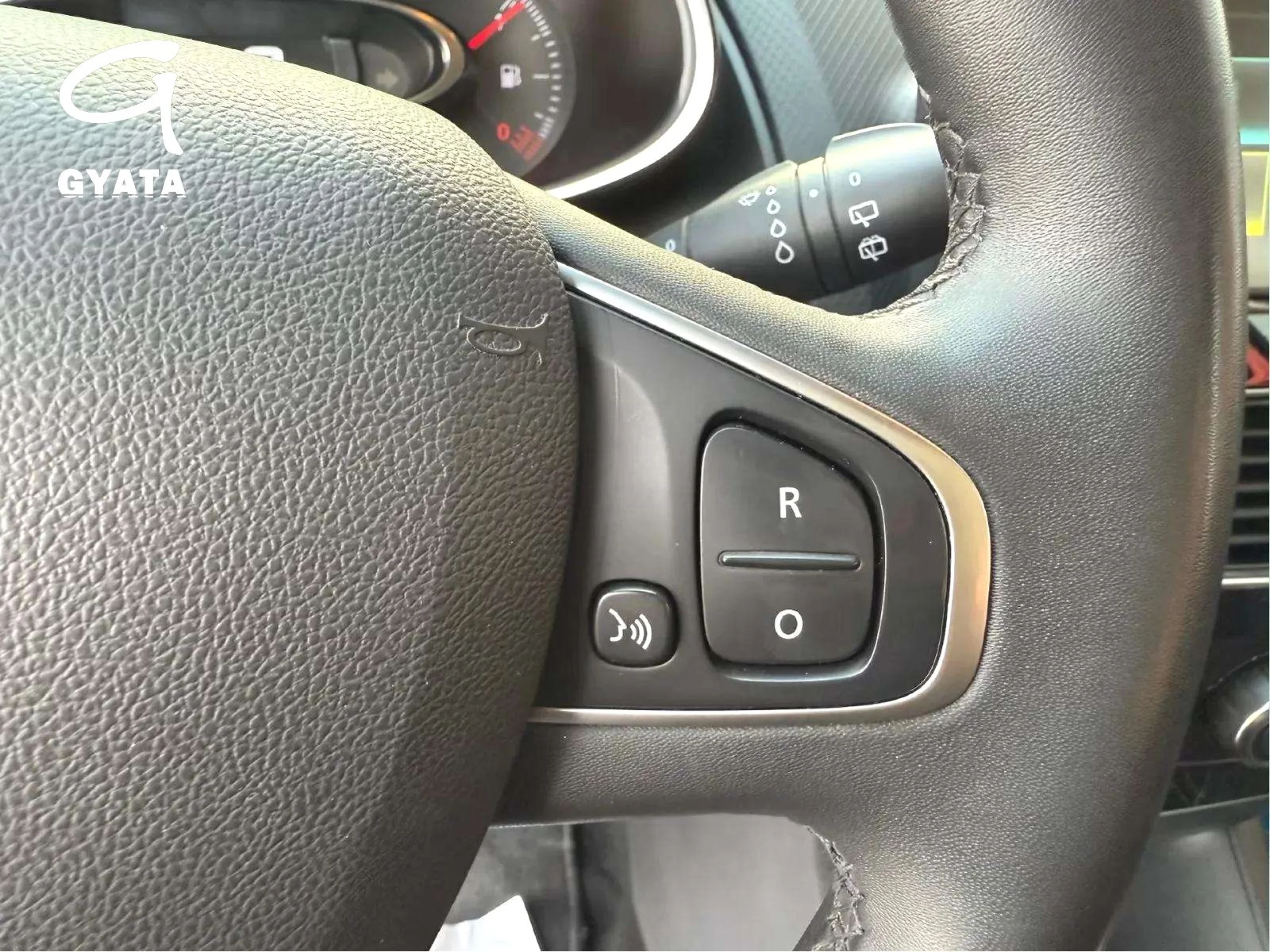 Renault Clio Limited Energy TCe 66 kW (90 CV) - Foto 8