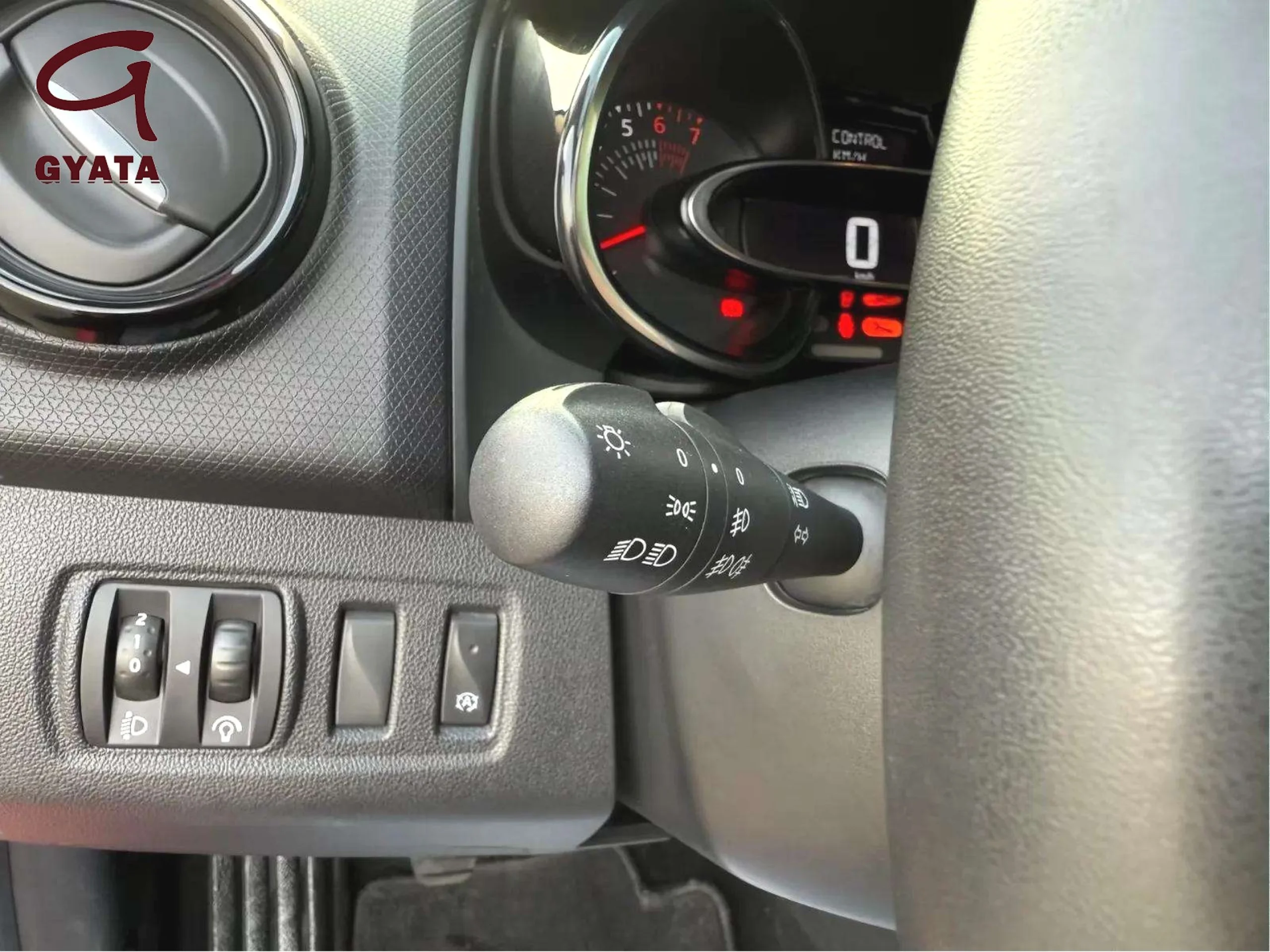 Renault Clio Limited Energy TCe 66 kW (90 CV) - Foto 9