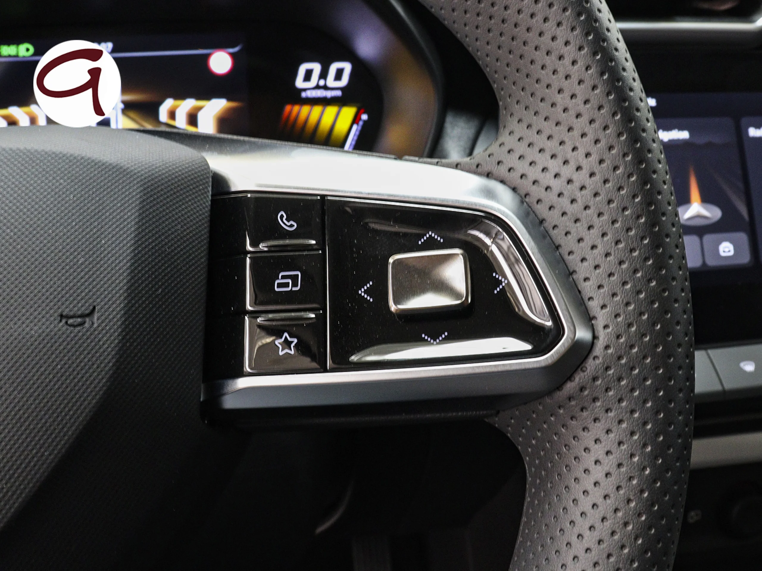 MG ZS 1.5 Hybrid+ Standard 145 kW (197 CV) - Foto 14