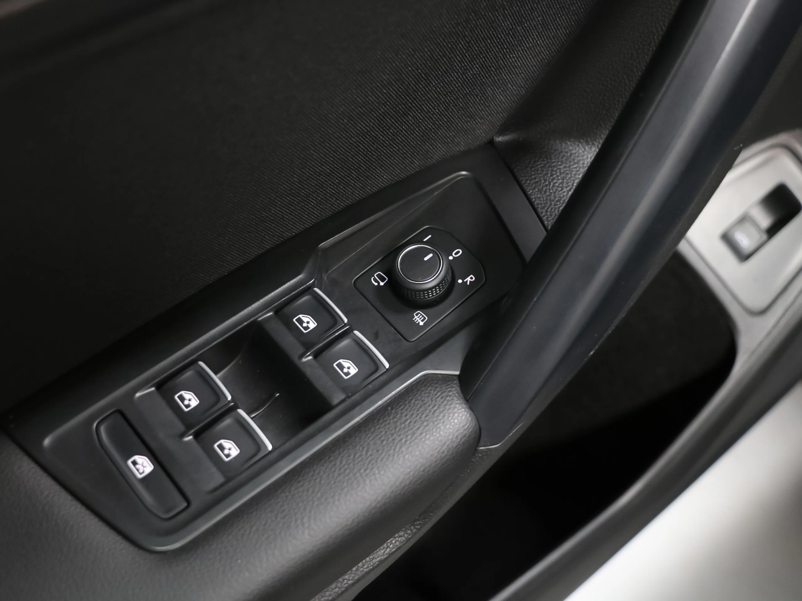 Volkswagen Tiguan Allspace Advance 1.5 TSI 110 kW (150 CV) DSG - Foto 35