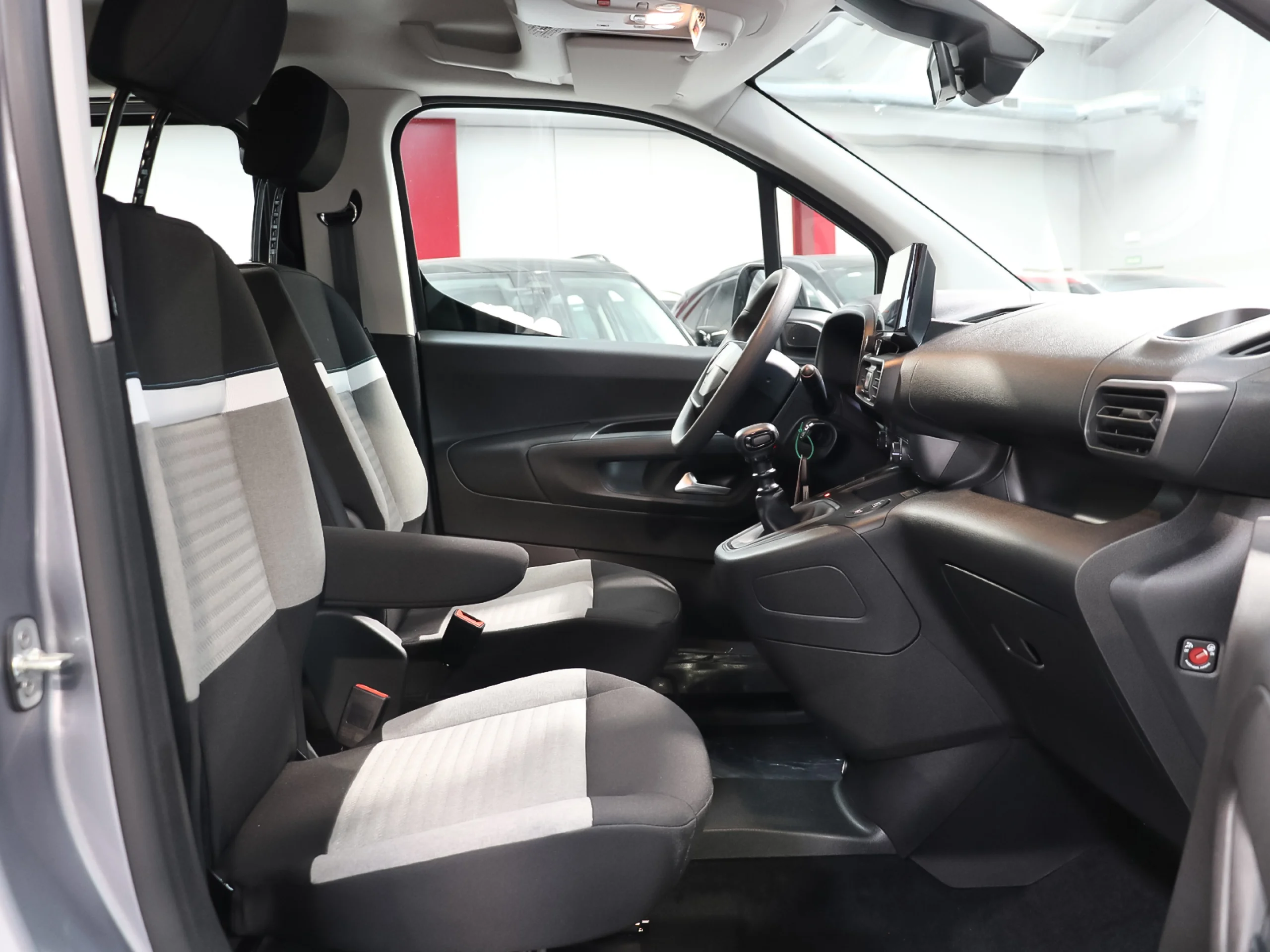 Citroen Berlingo BlueHDi 100 S&S Plus Talla XL 75 kW (102 CV) - Foto 5