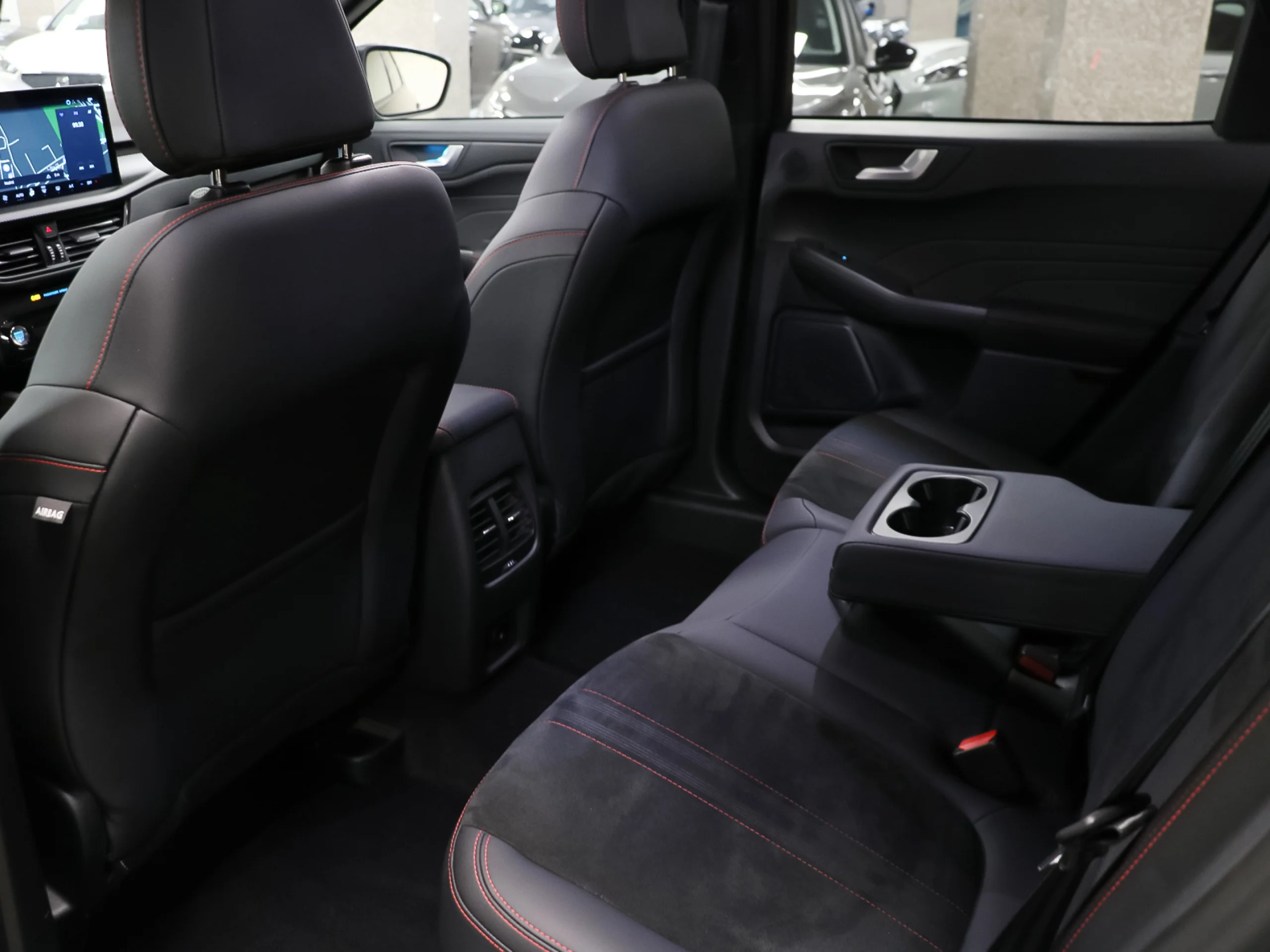 Ford Kuga 2.5 Duratec PHEV ST-Line X Auto 178 kW (243 CV) - Foto 11