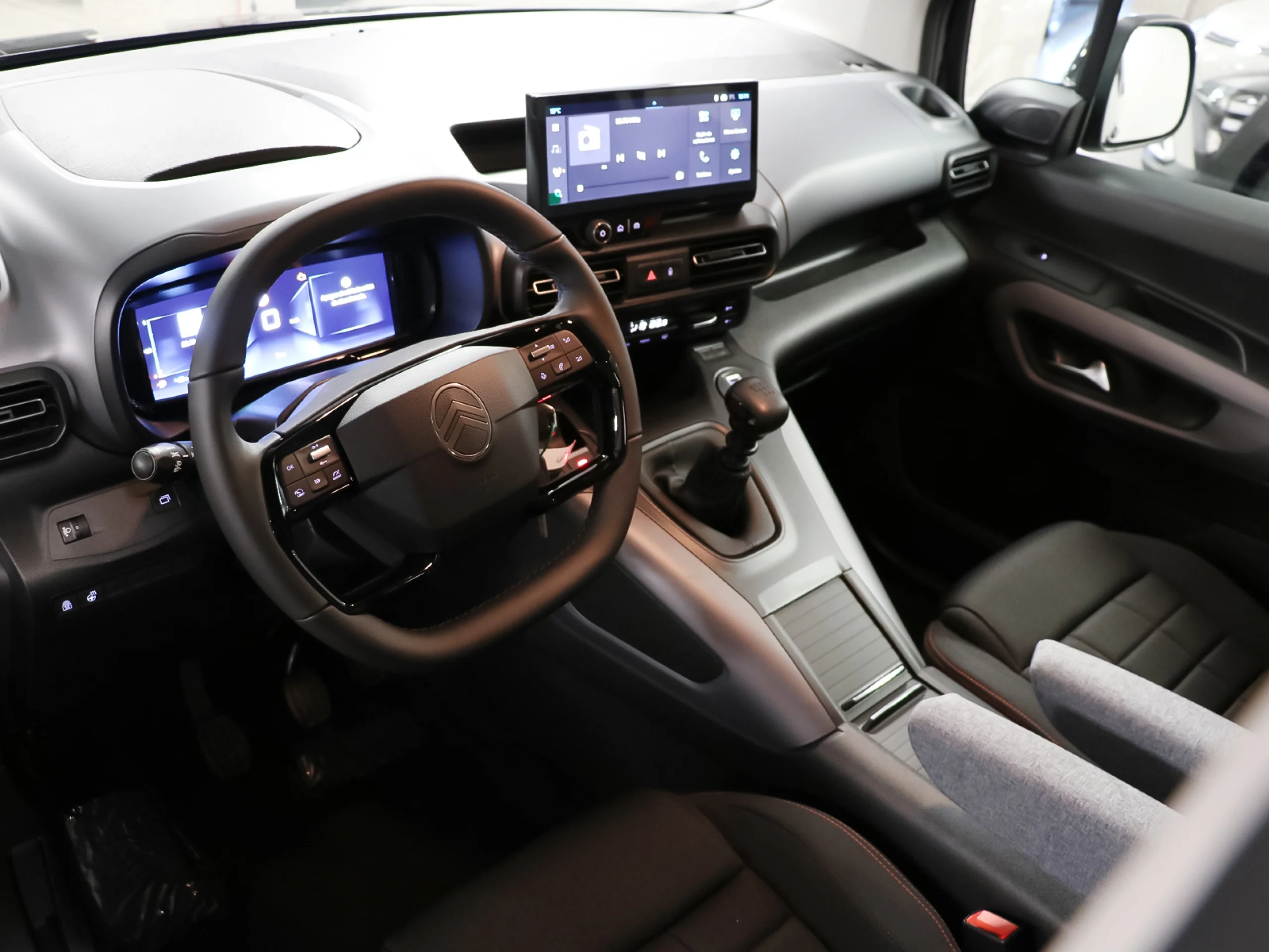 Citroen Berlingo BlueHDi 100 S&S Talla M Max 75 kW (102 CV) - Foto 4