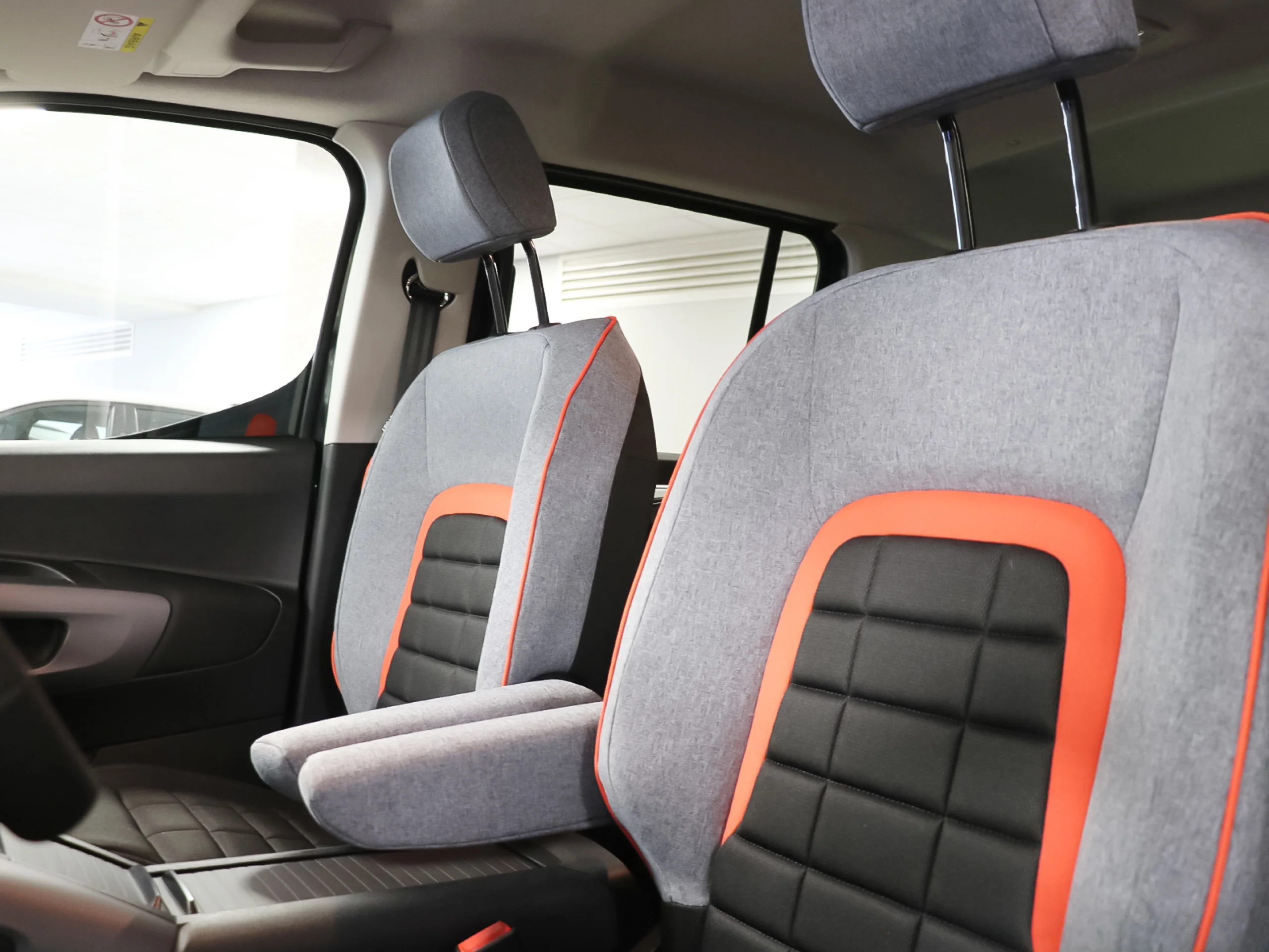 Citroen Berlingo BlueHDi 100 S&S Talla M Max 75 kW (102 CV) - Foto 9