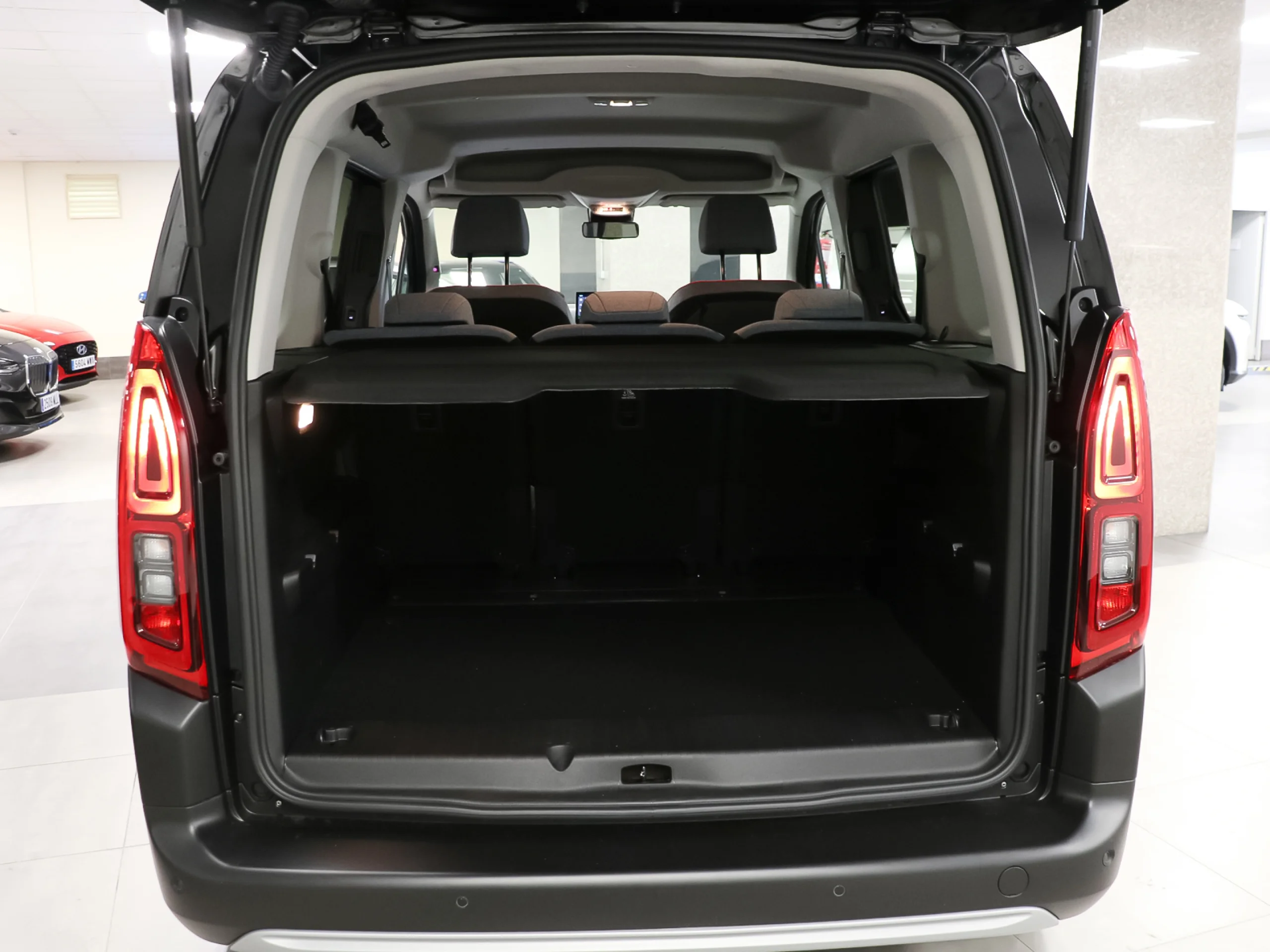 Citroen Berlingo BlueHDi 100 S&S Talla M Max 75 kW (102 CV) - Foto 38