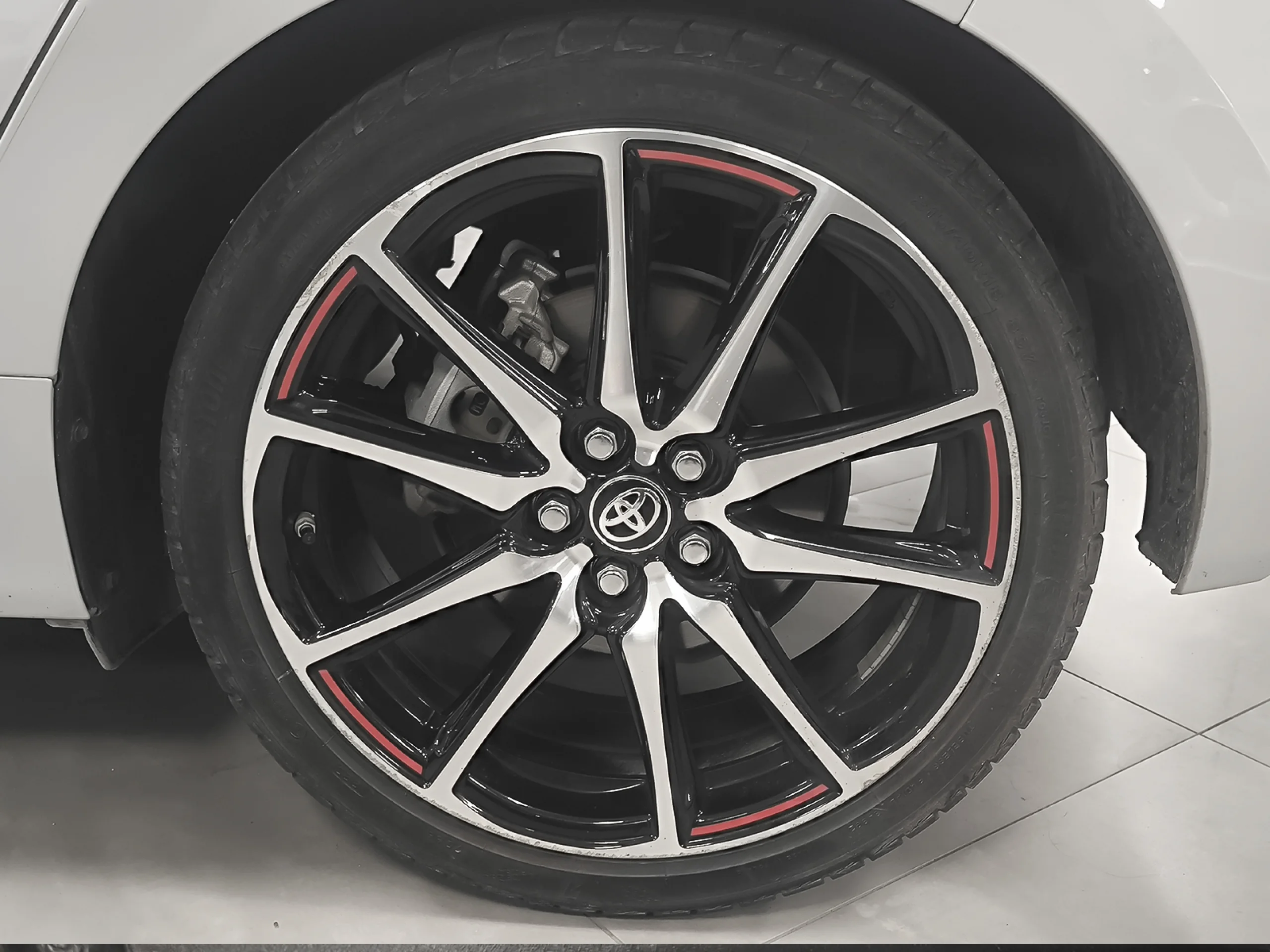 Toyota Yaris 1.5 120H GR-Sport 85 kW (116 CV) - Foto 21