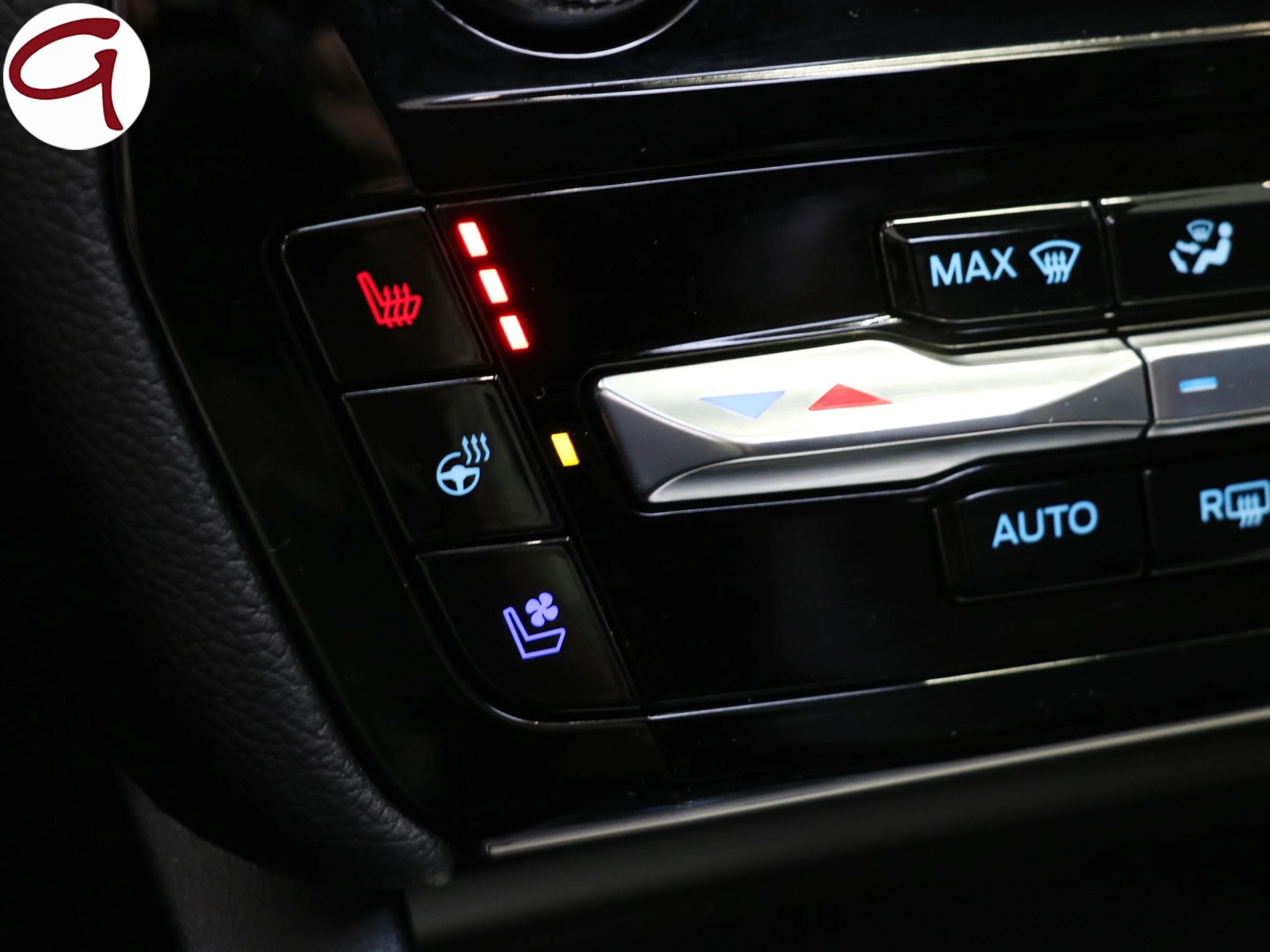 Ford Explorer 3.0 PHEV ST Line AWD 336 kW (457 CV) - Foto 26