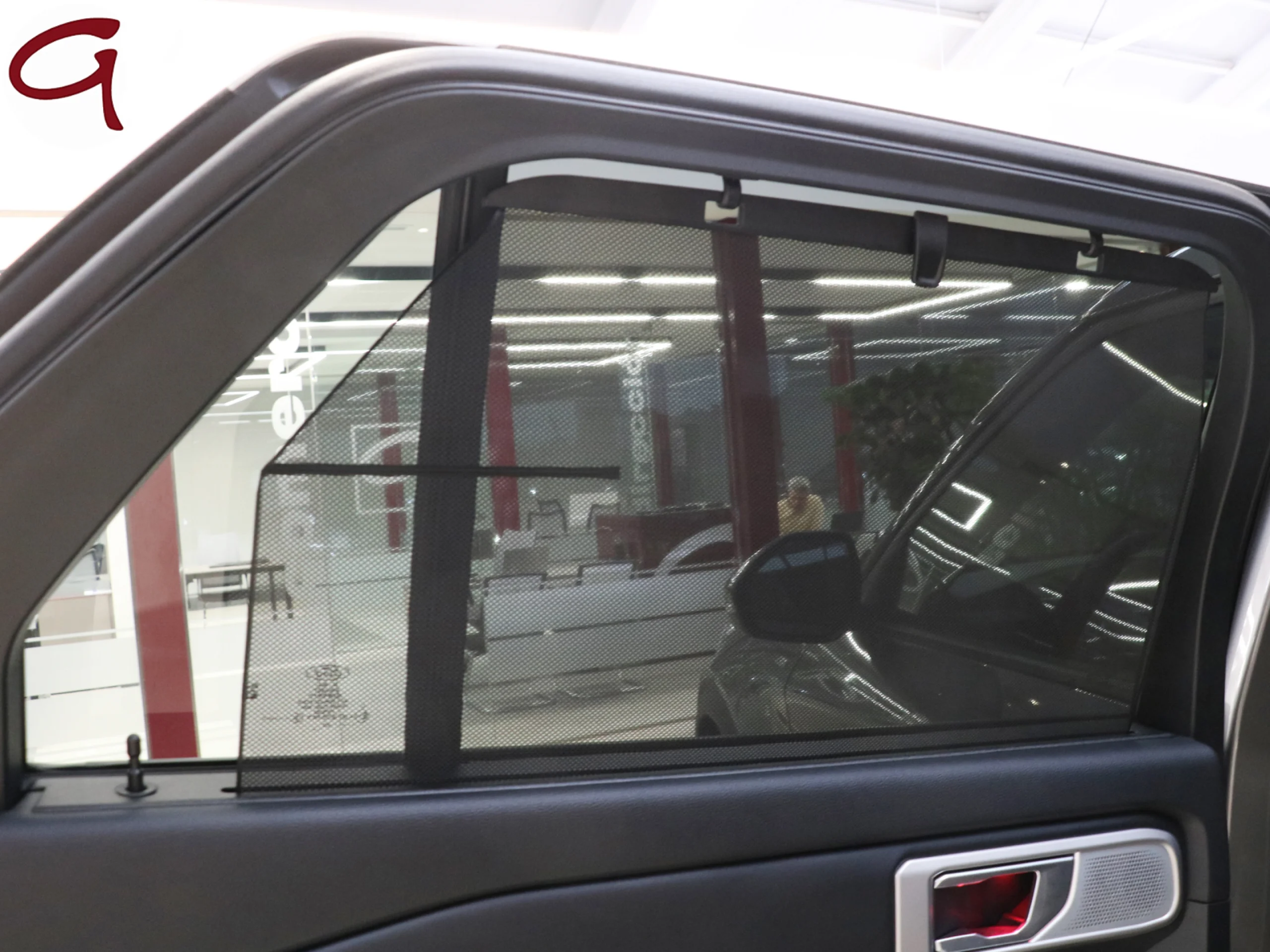 Ford Explorer 3.0 PHEV ST Line AWD 336 kW (457 CV) - Foto 28