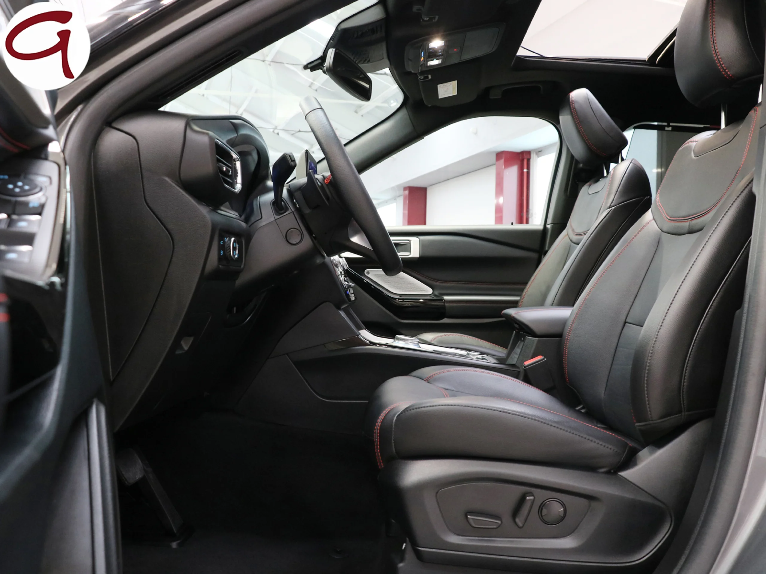 Ford Explorer 3.0 PHEV ST Line AWD 336 kW (457 CV) - Foto 34