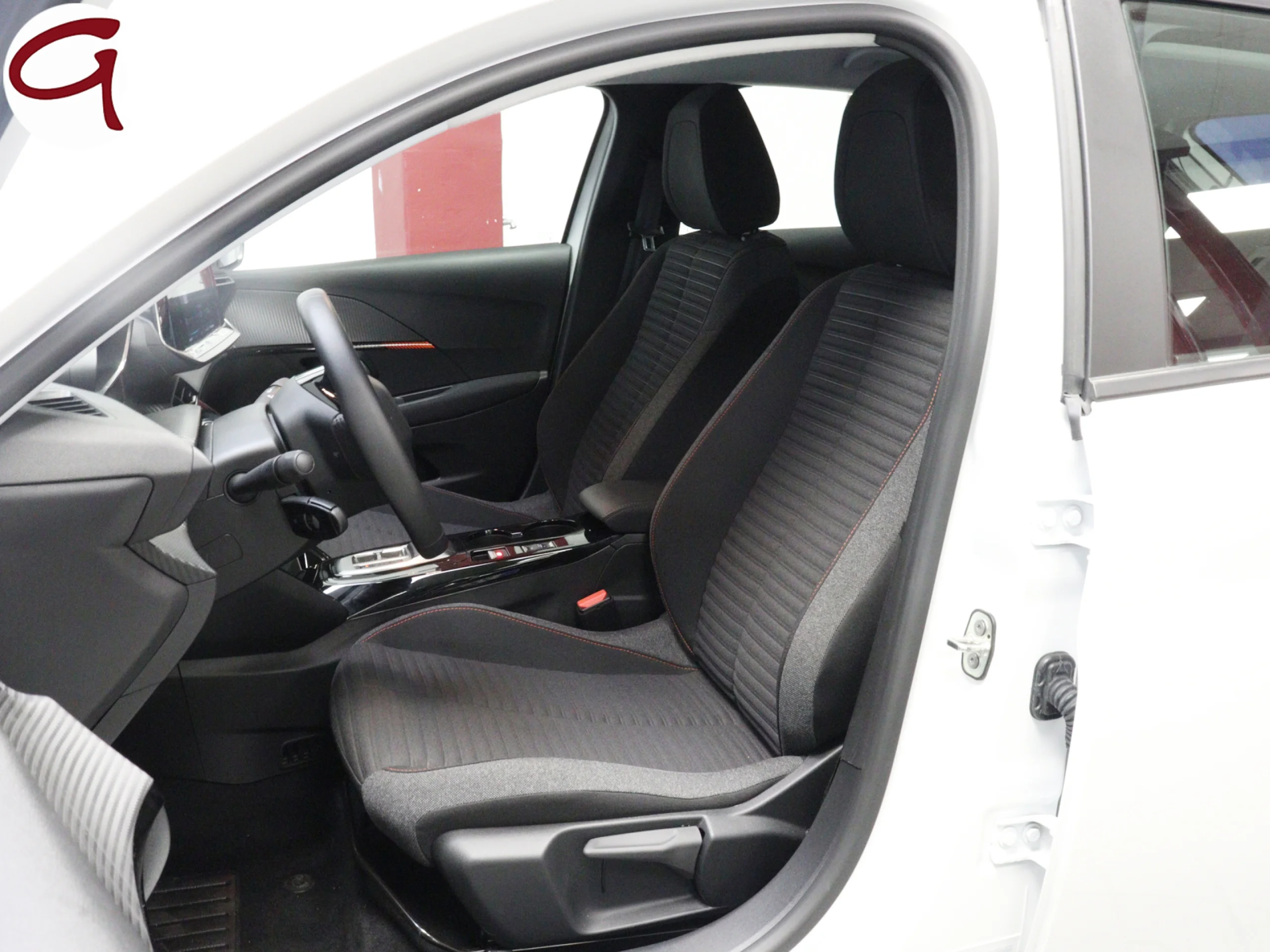 Peugeot E-208 Eléctrico Active 100 kW (136 CV) - Foto 6