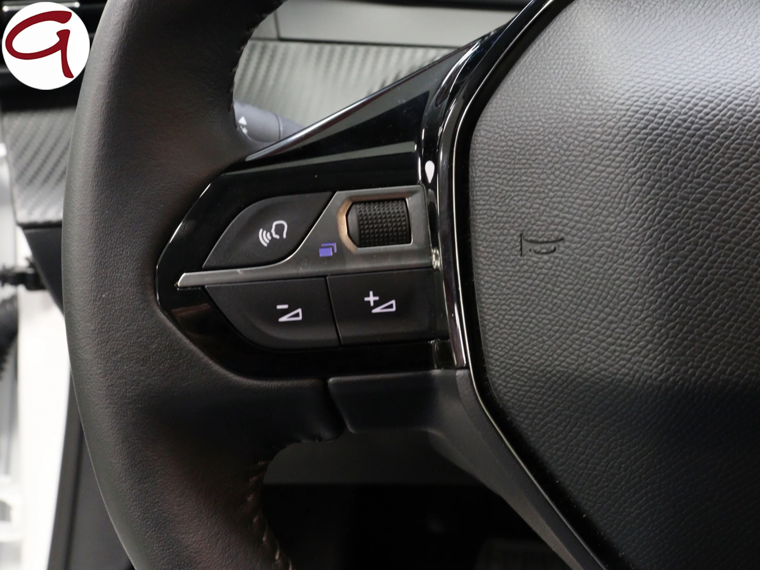 Peugeot E-208 Eléctrico Active 100 kW (136 CV) - Foto 9