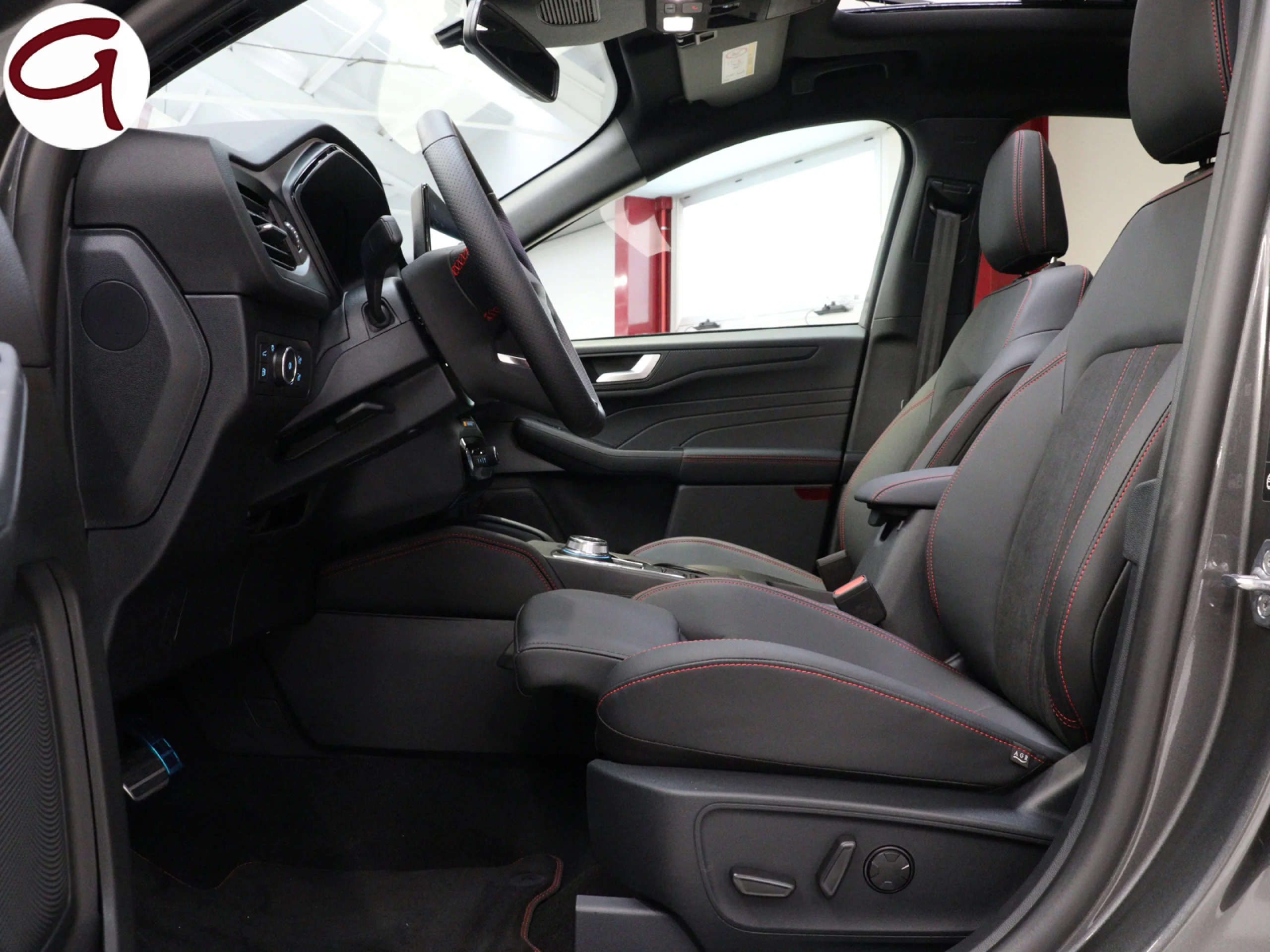 Ford Kuga 2.5 Duratec PHEV ST-Line X Auto 178 kW (243 CV) - Foto 7