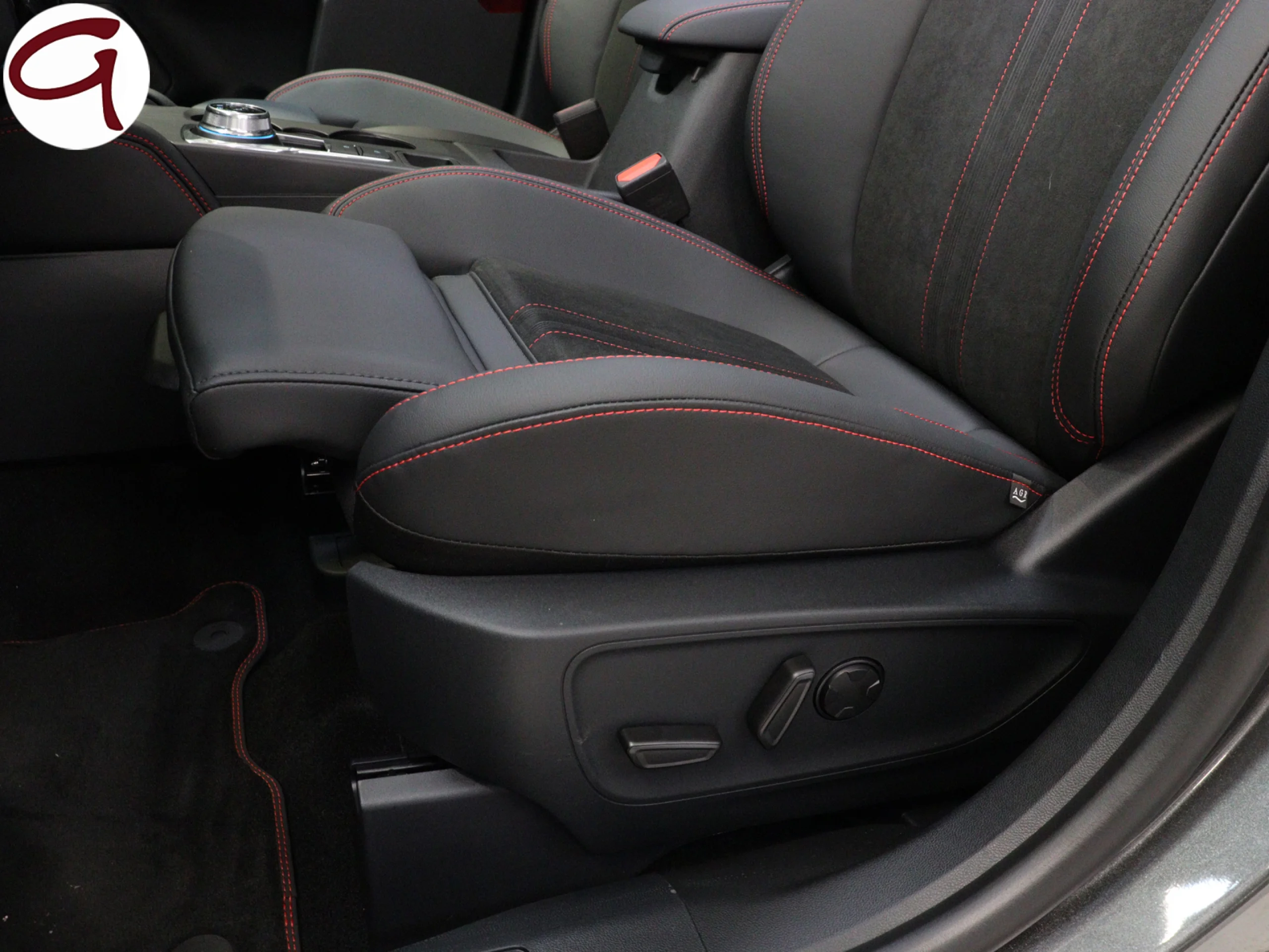Ford Kuga 2.5 Duratec PHEV ST-Line X Auto 178 kW (243 CV) - Foto 8