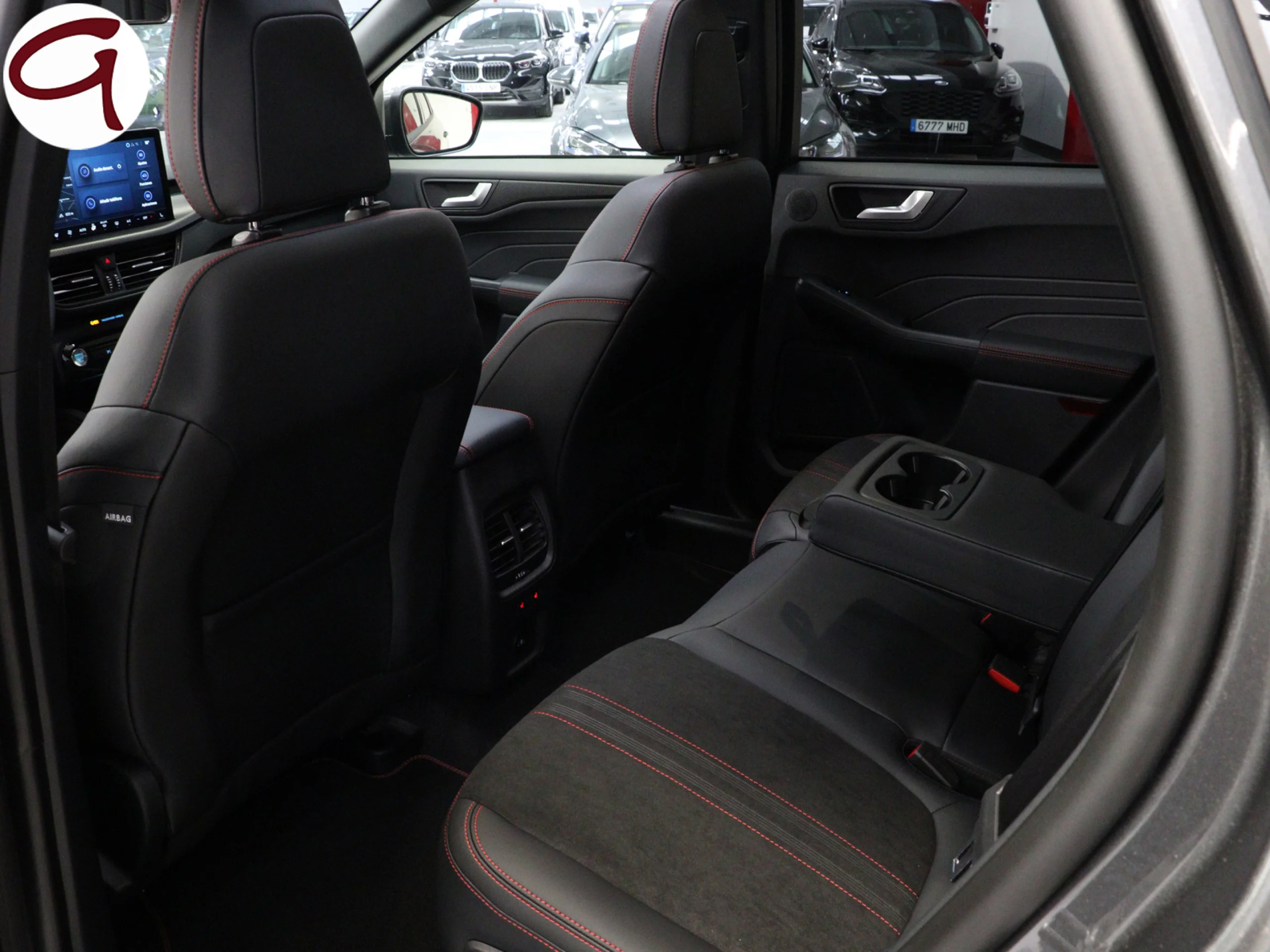 Ford Kuga 2.5 Duratec PHEV ST-Line X Auto 178 kW (243 CV) - Foto 12