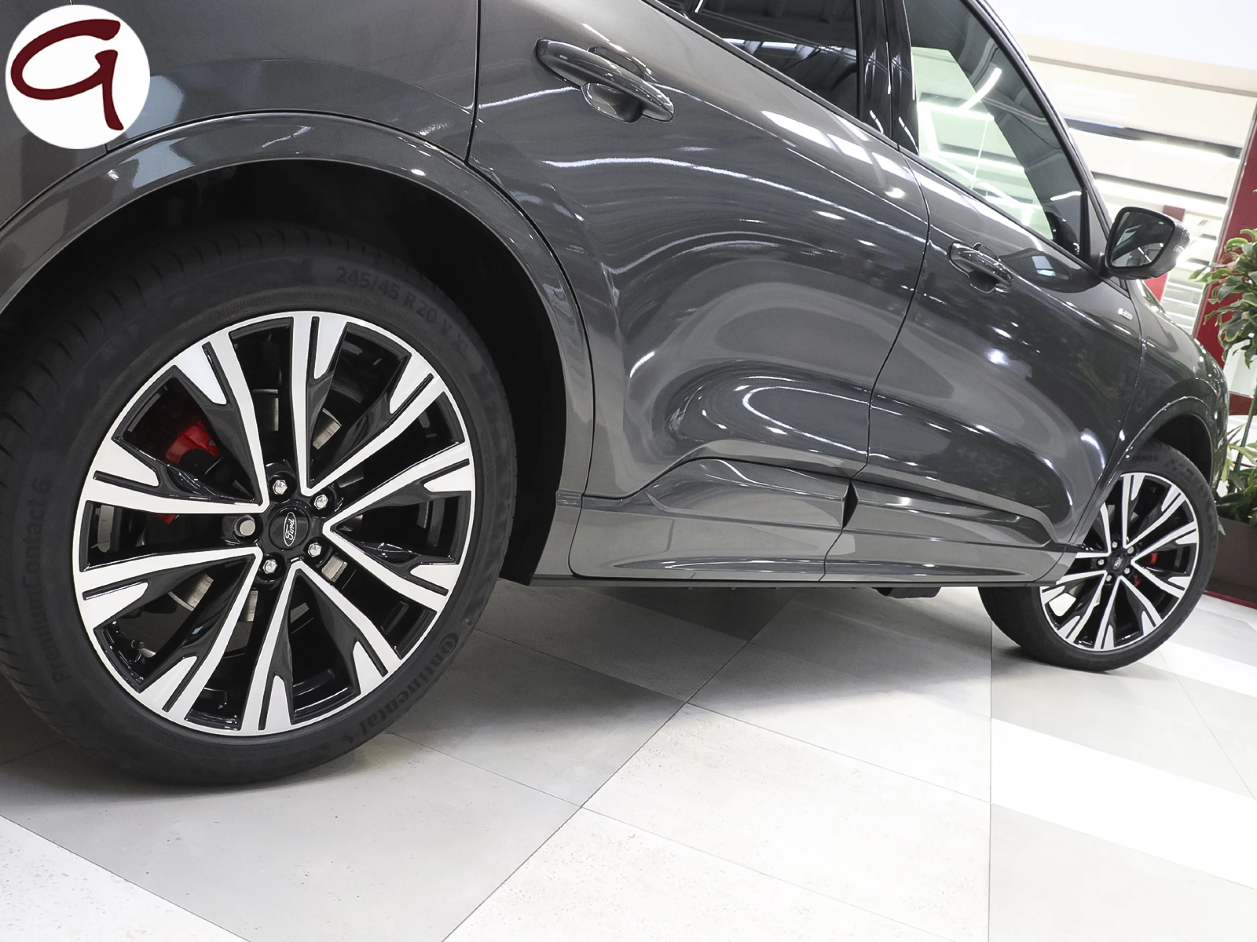 Ford Kuga 2.5 Duratec PHEV ST-Line X Auto 178 kW (243 CV) - Foto 42