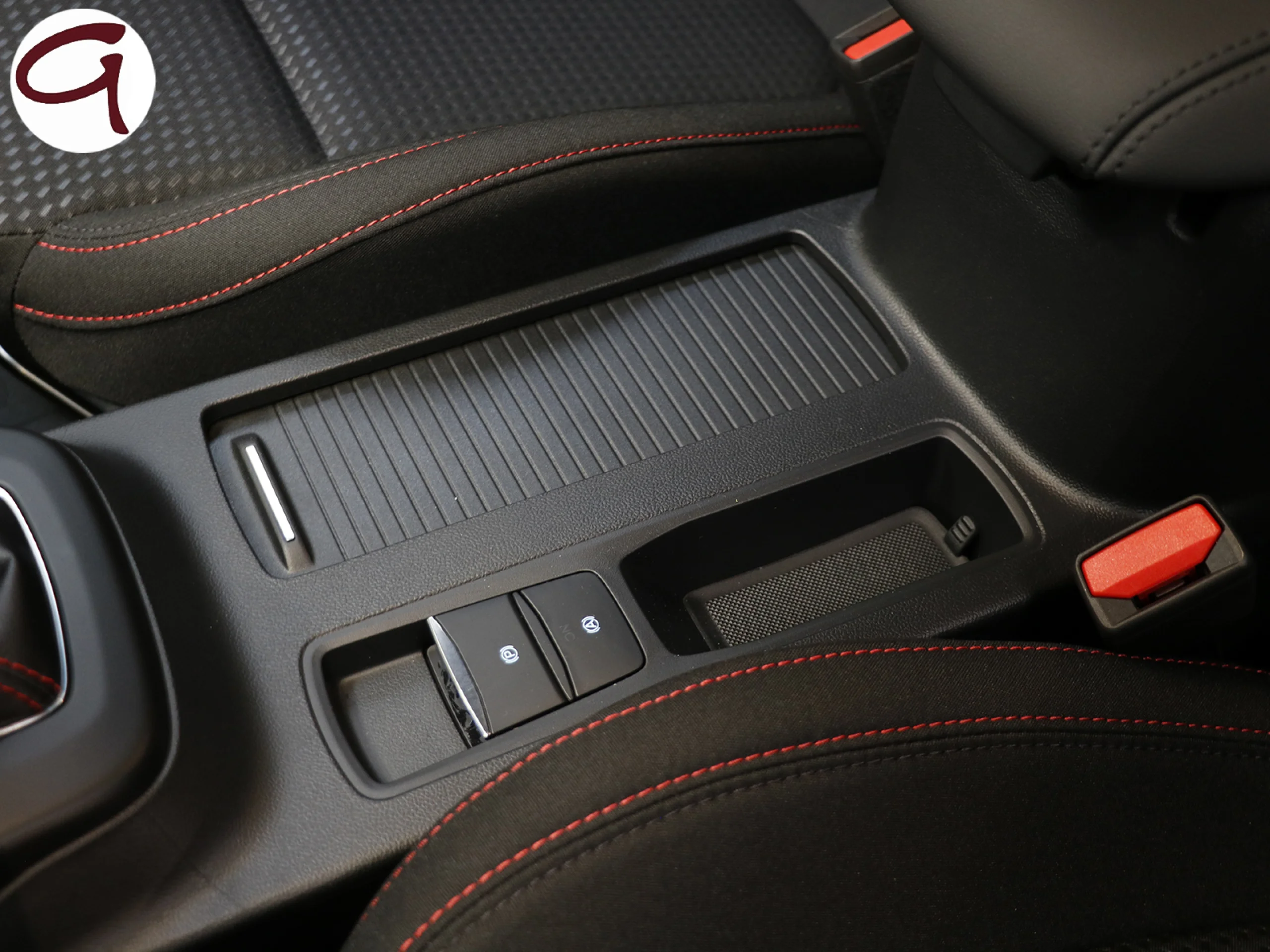 Ford Focus SportBreak 1.0 Ecoboost MHEV ST-Line 114 kW (155 CV) - Foto 20