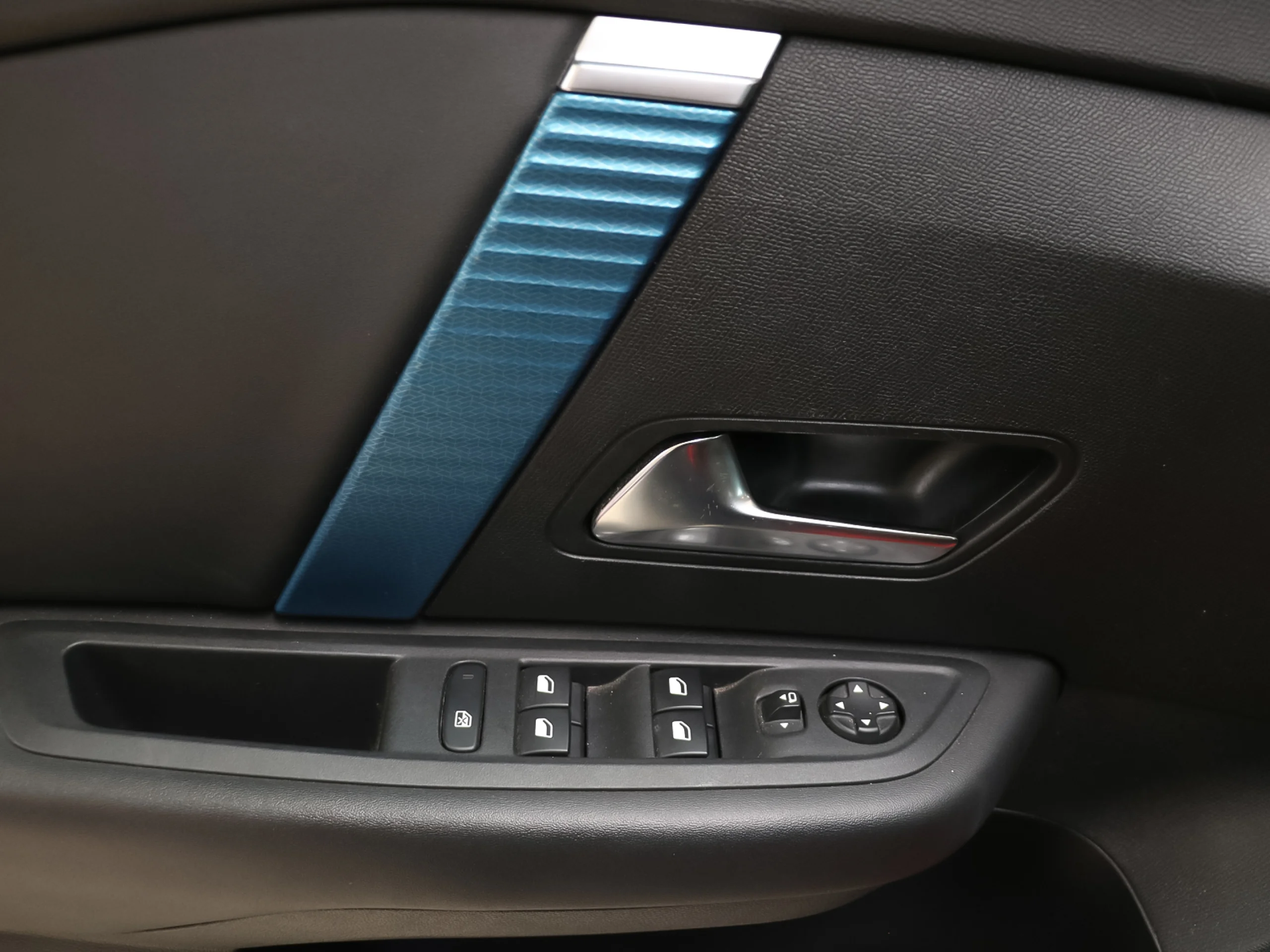 Citroen ë-C4 eléctrico Feel Pack 100 kW (136 CV) - Foto 29