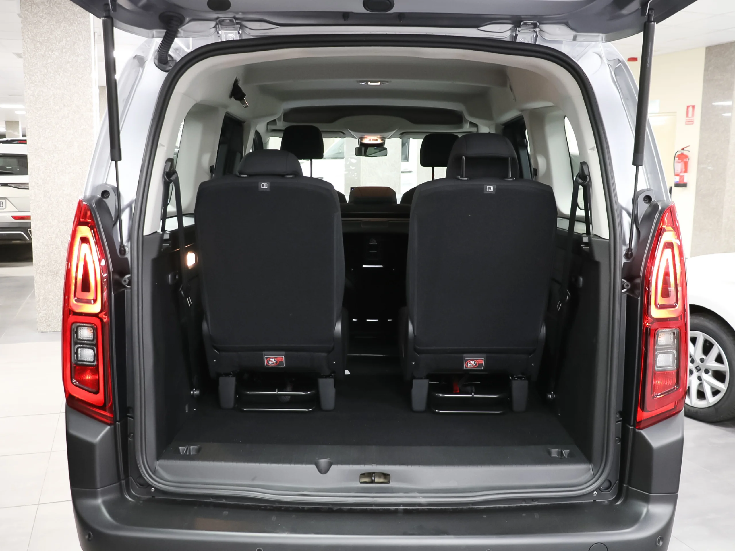 Citroen Berlingo BlueHDi 130 XL Plus Automático 96 kW (130 CV) - Foto 29