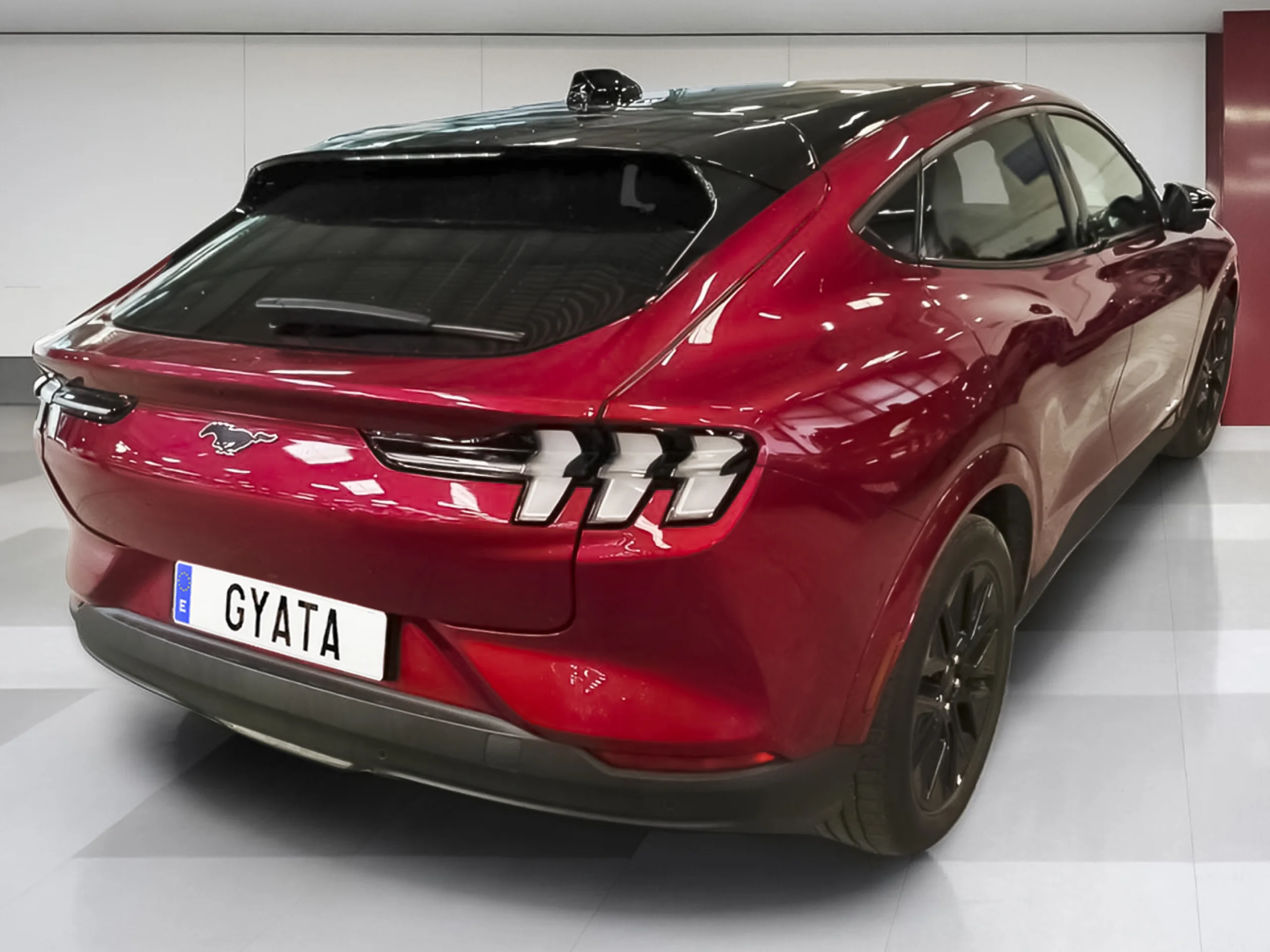 Ford Mustang Mach-E Rango Extendido Premium AWD 272 kW (370 CV) - Foto 2