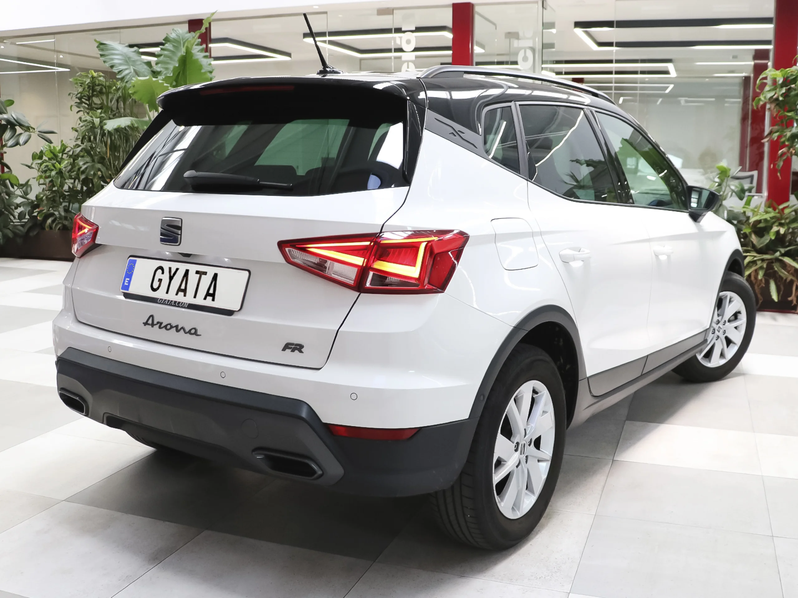 SEAT Arona 1.0 TSI S&S FR 85 kW (115 CV) - Foto 3